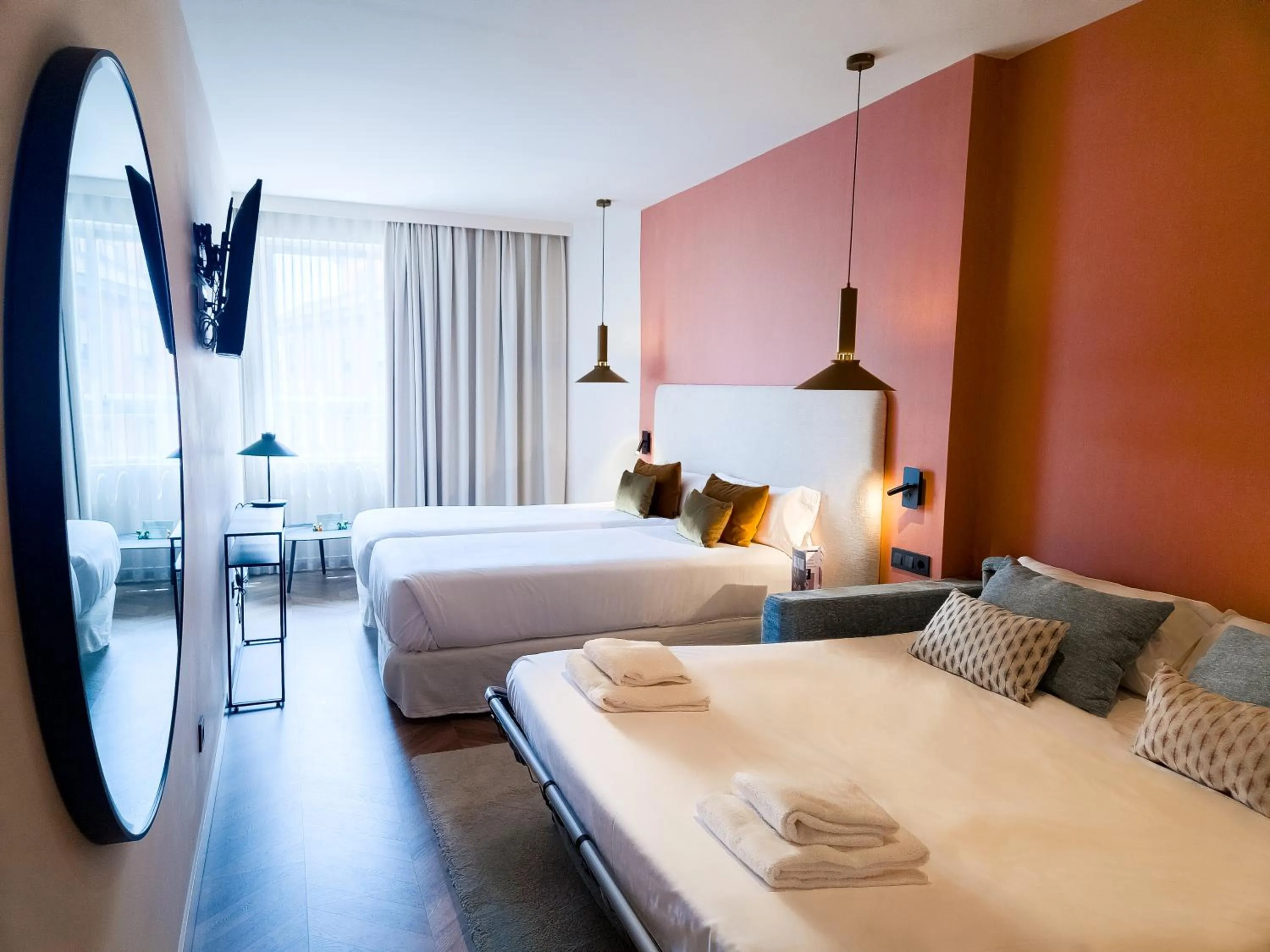 Photo of the whole room, Bed in Tribu Malasaña