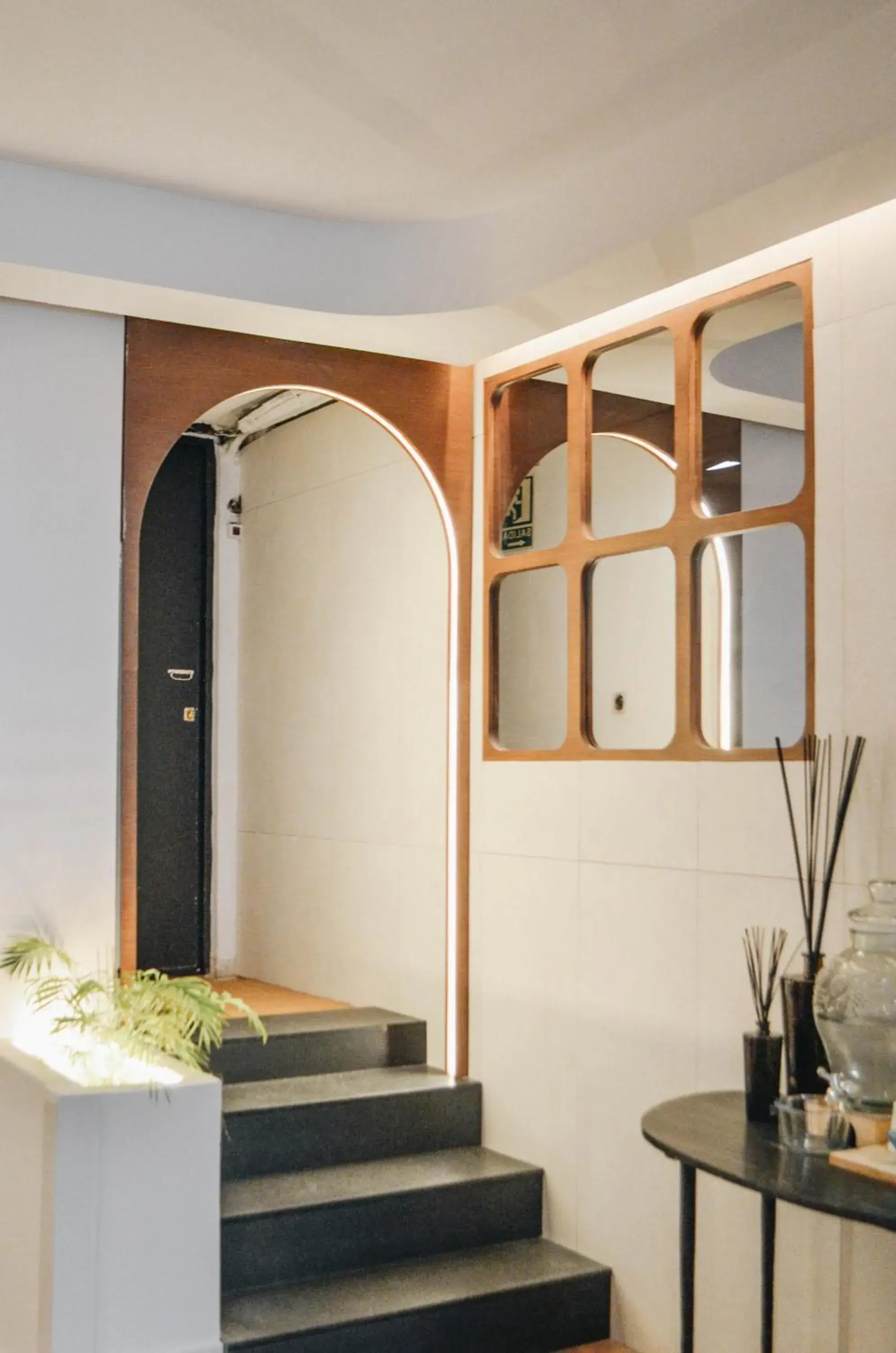 Lobby or reception in Tribu Malasaña Lobby or reception in Tribu Malasaña