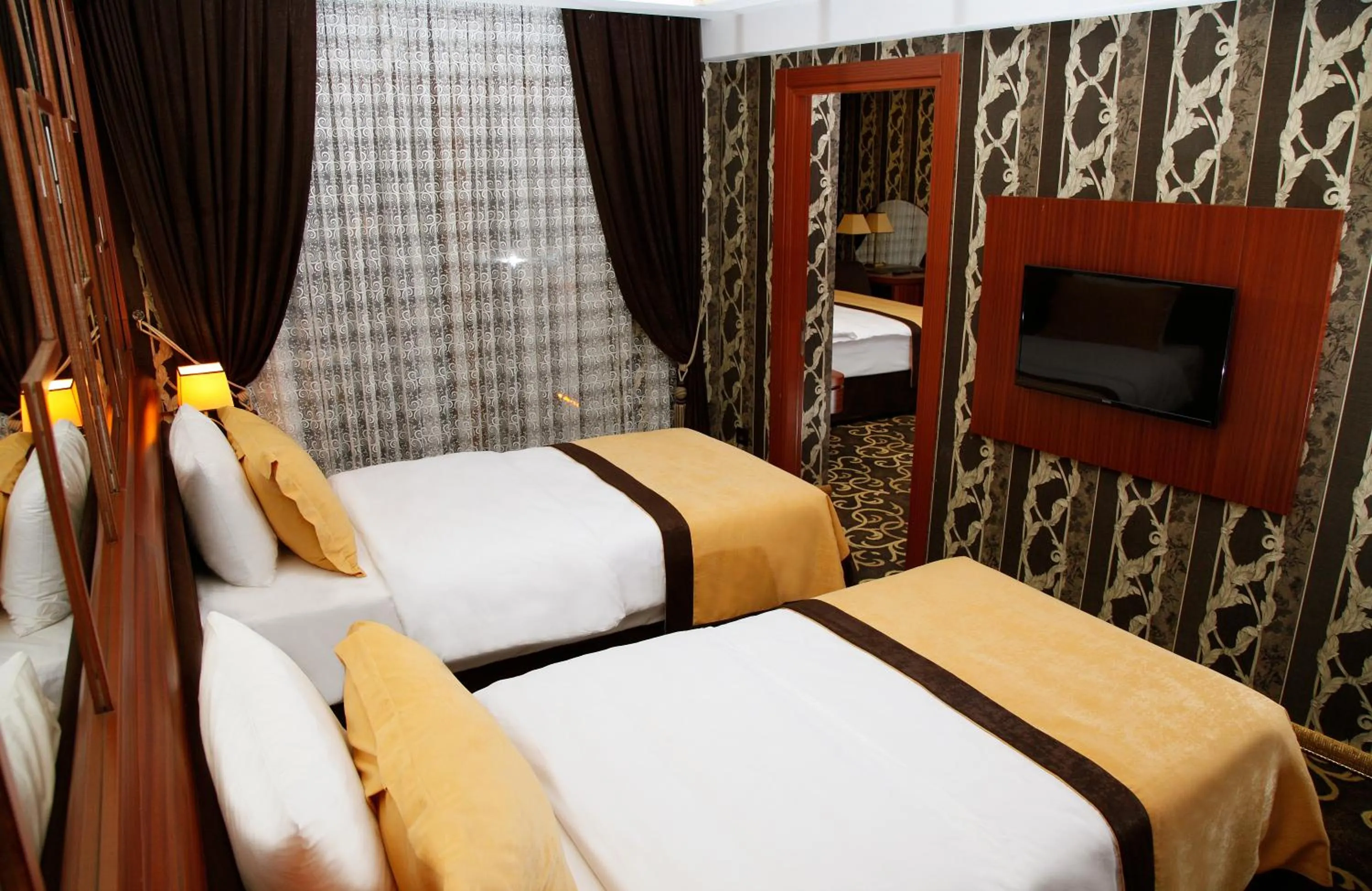 Bedroom, Bed in Grand Vuslat