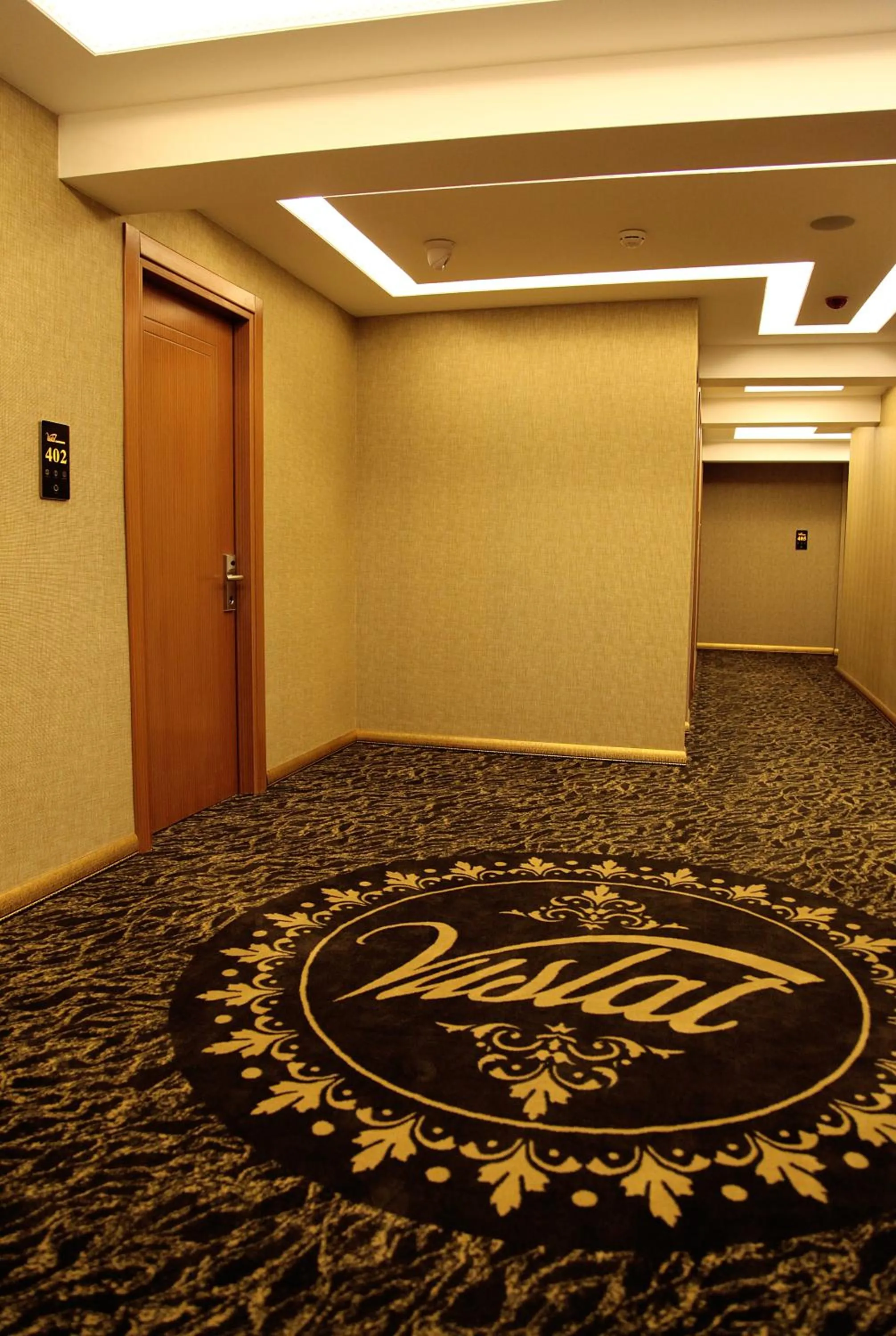 Property building in Grand Vuslat