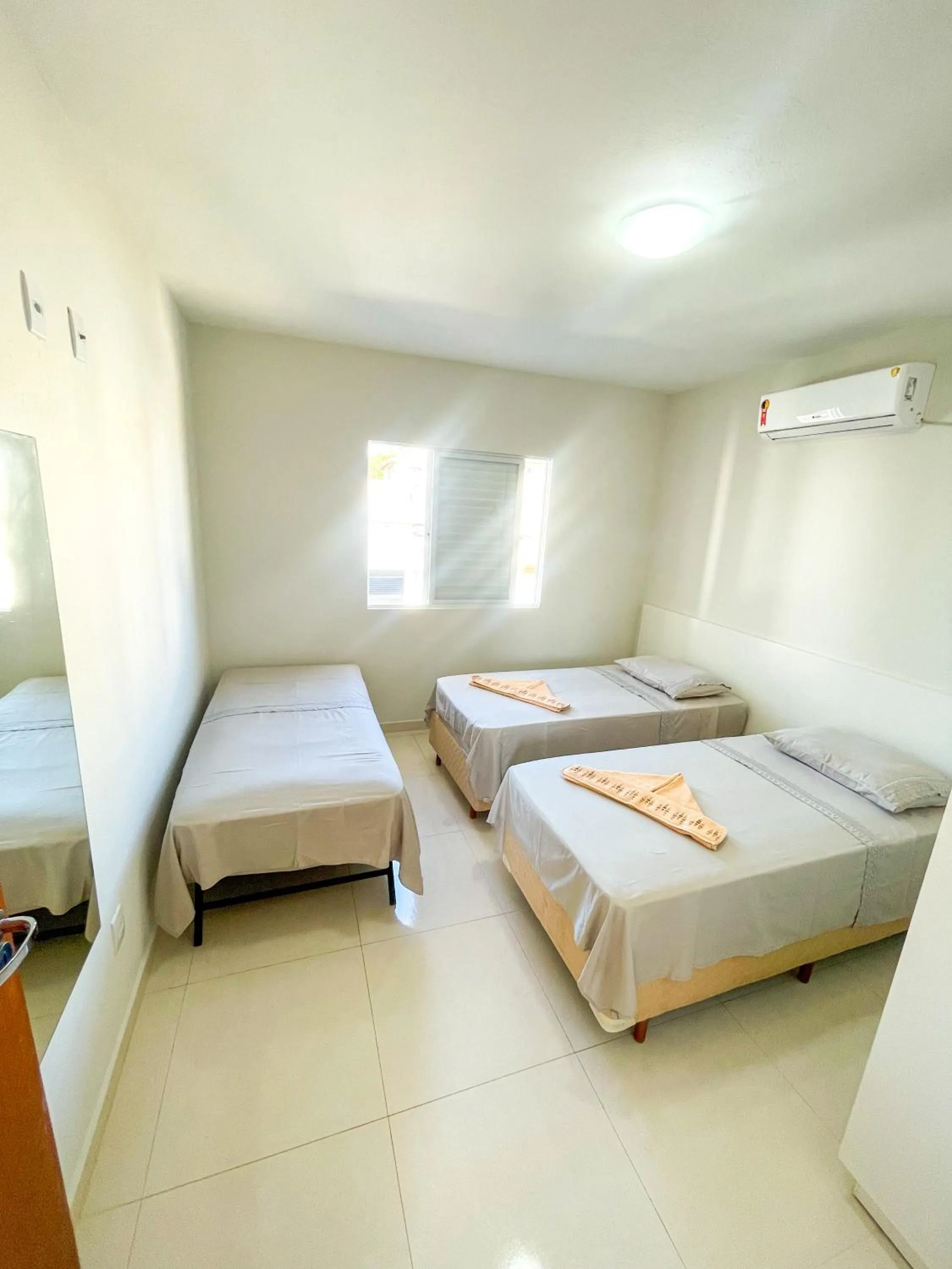 Photo of the whole room, Bed in Pousada Gomes