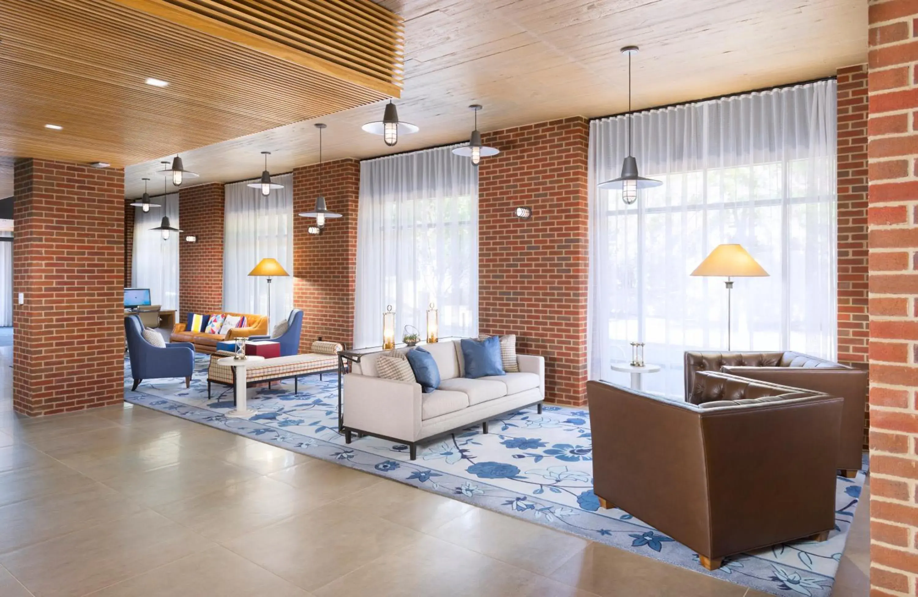 Property building in Hotel Indigo Old Town Alexandria by IHG Property building in Hotel Indigo Old Town Alexandria by IHG