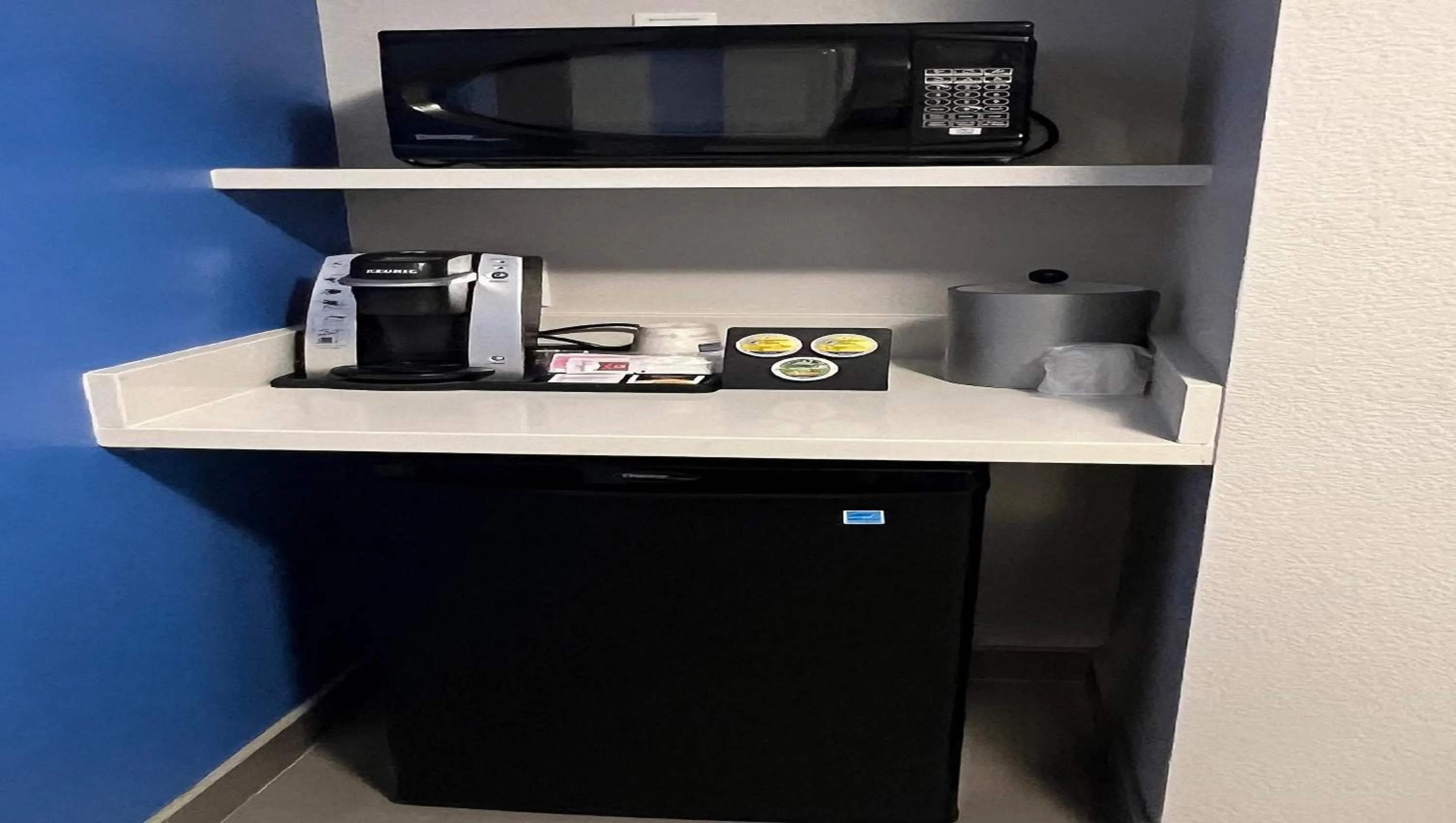 Queen Room with Two Queen Beds - Disability and Hearing Access/Non-Smoking in Holiday Inn Express & Suites Moore by IHG