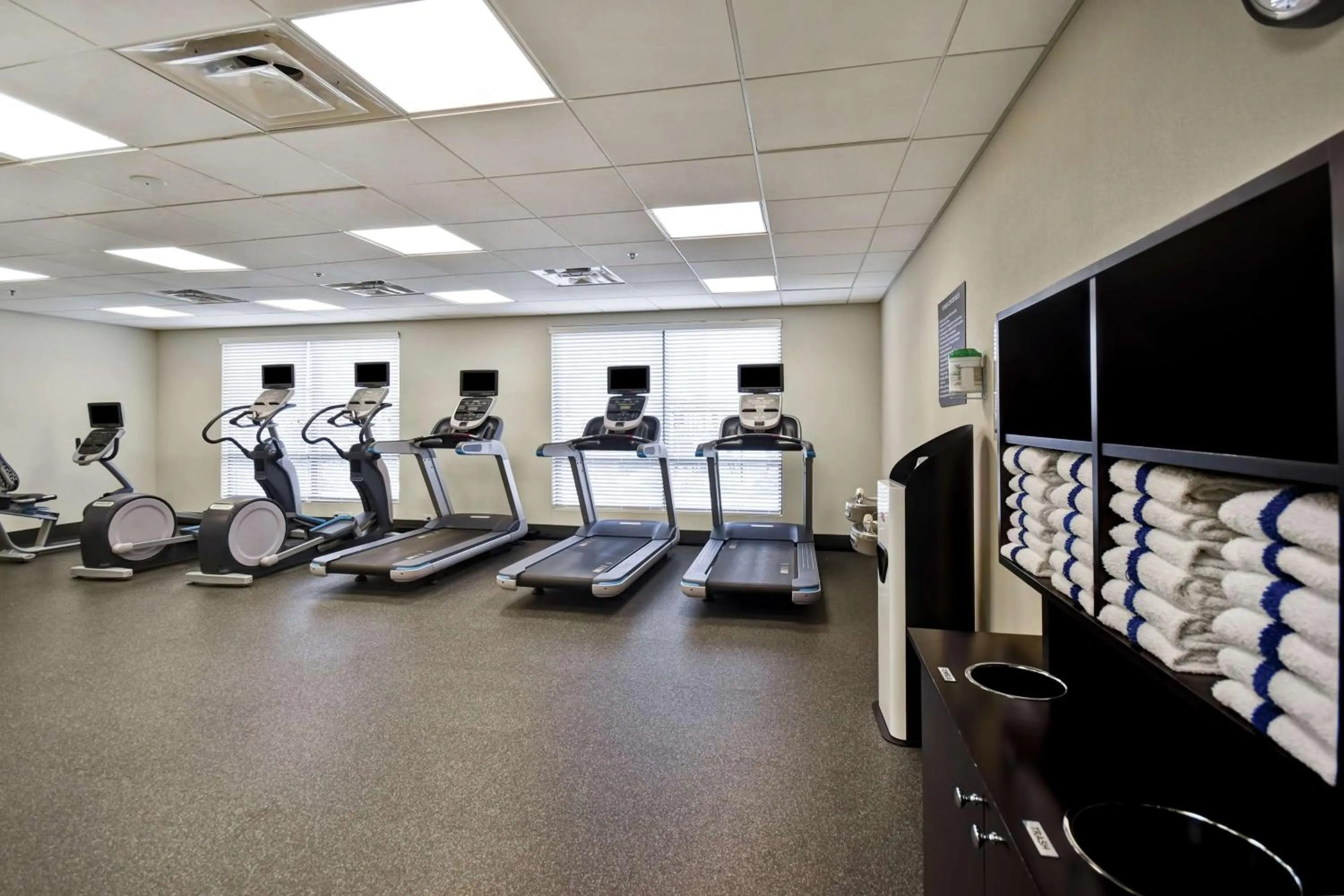 Fitness centre/facilities in Homewood Suites by Hilton Dallas Arlington South