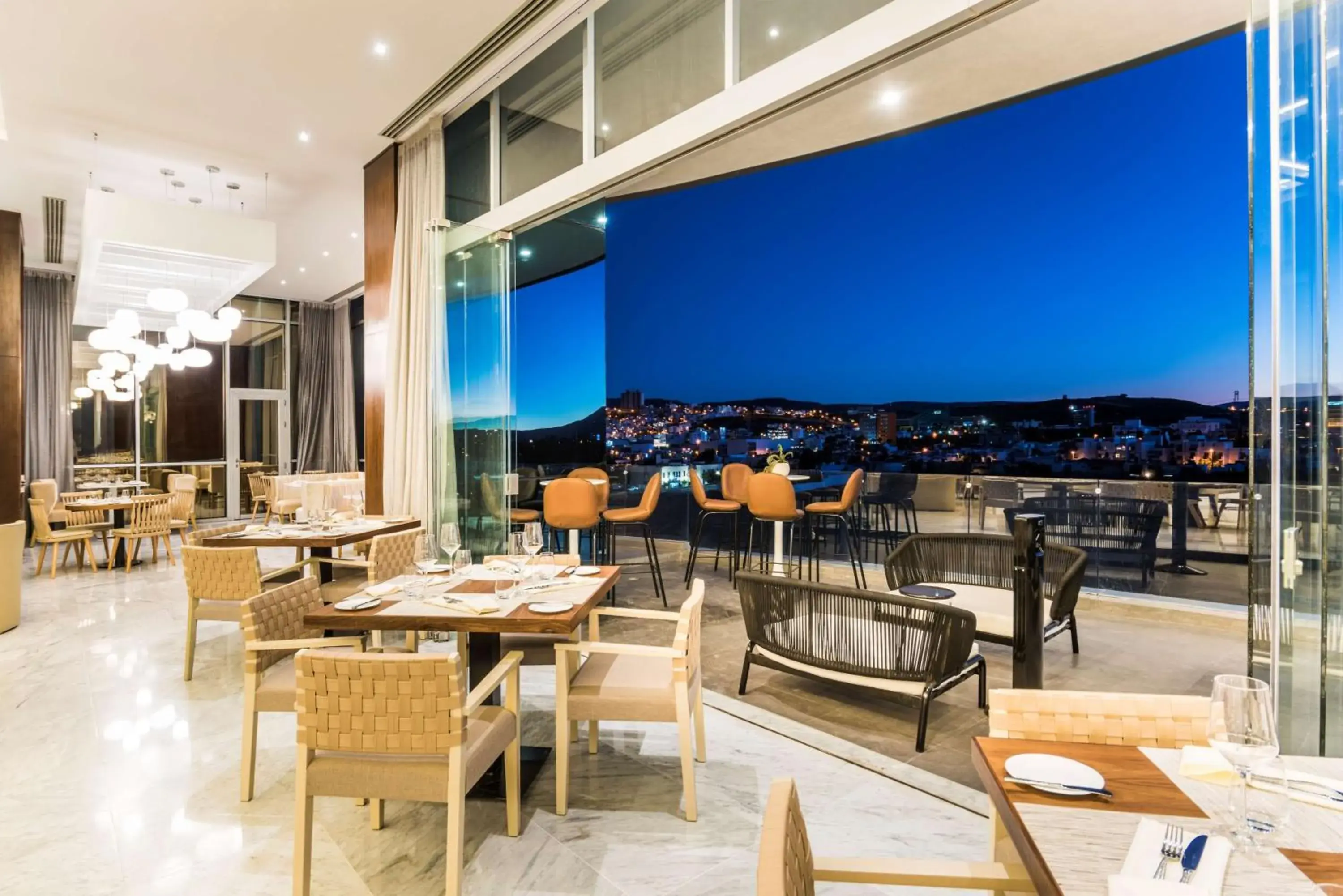 Restaurant/places to eat in Hyatt Regency San Luis Potosi Restaurant/places to eat in Hyatt Regency San Luis Potosi