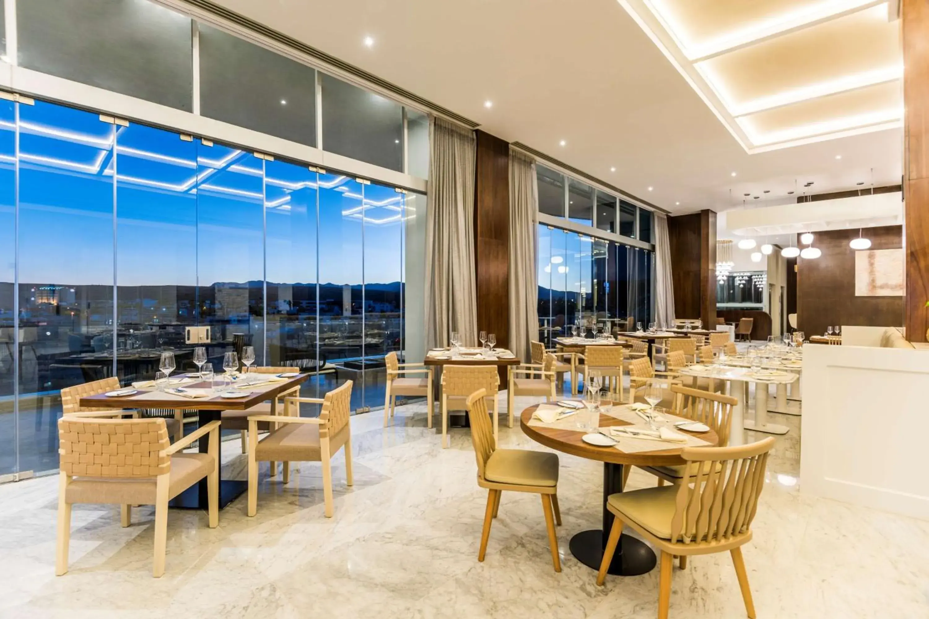 Restaurant/places to eat in Hyatt Regency San Luis Potosi Restaurant/places to eat in Hyatt Regency San Luis Potosi