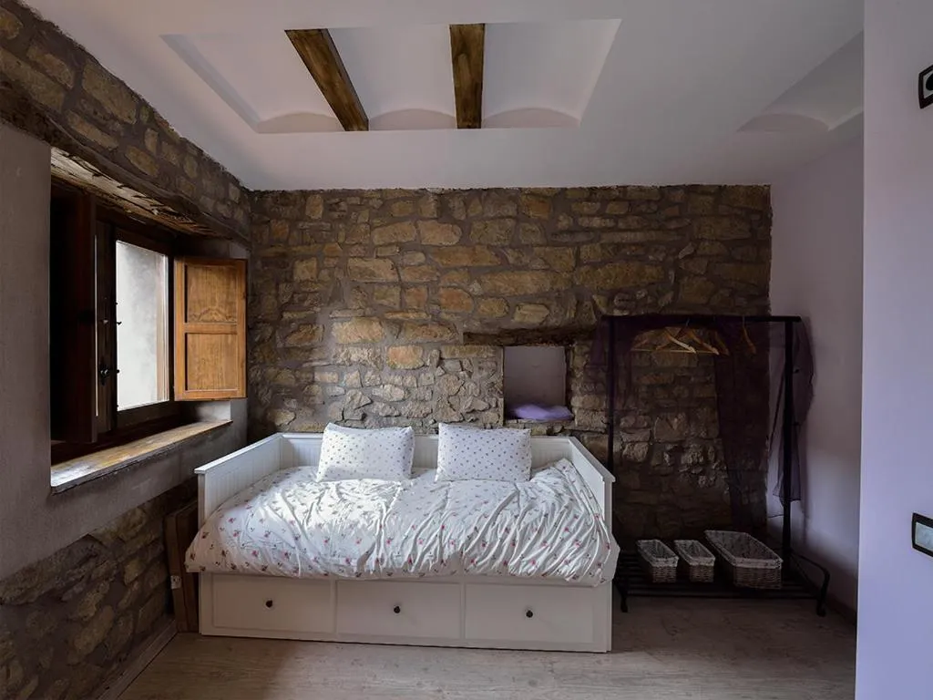 Family Room with Private Bathroom in Ana de las Tejas Azules