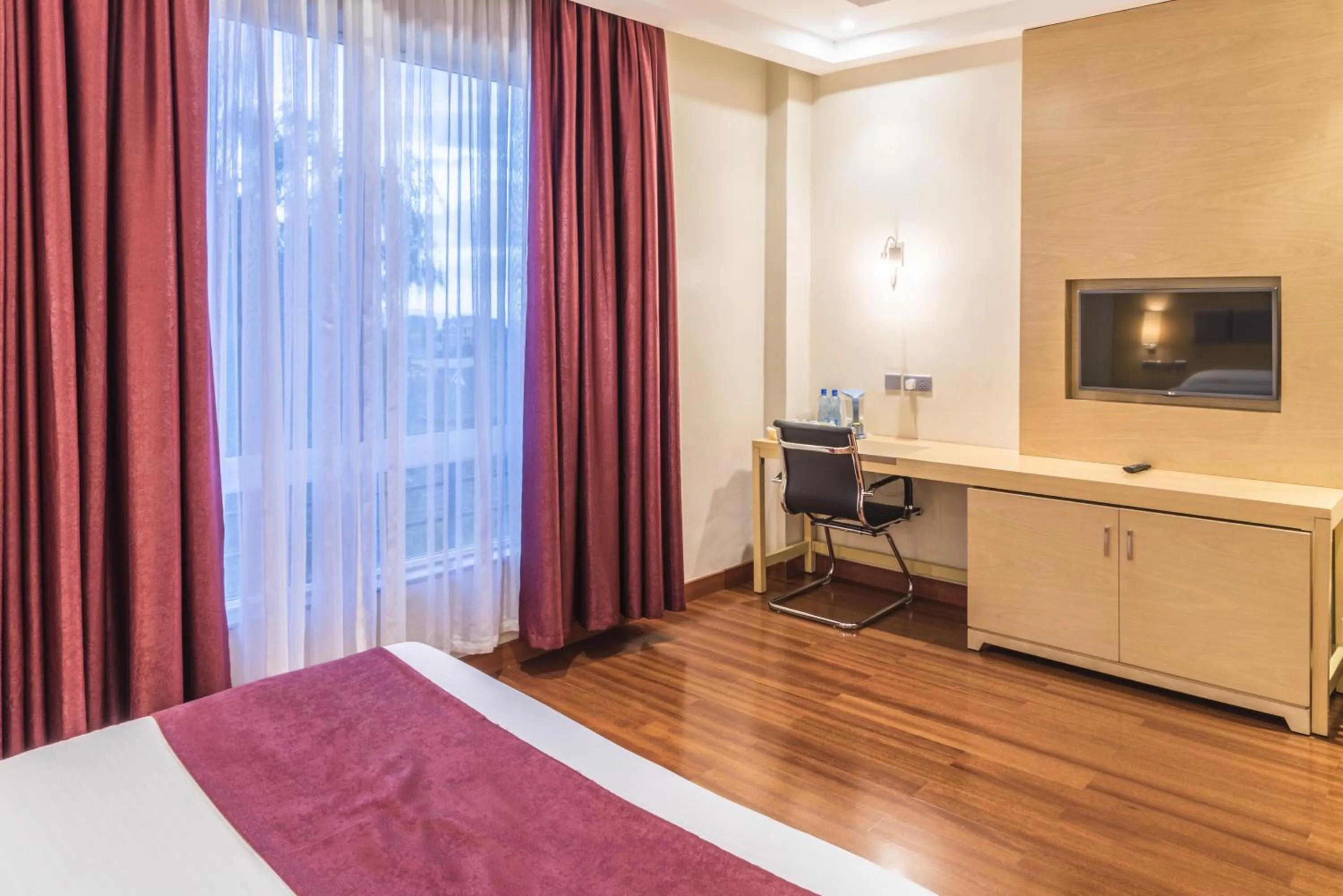 TV and multimedia, Bed in Three Steers Hotel