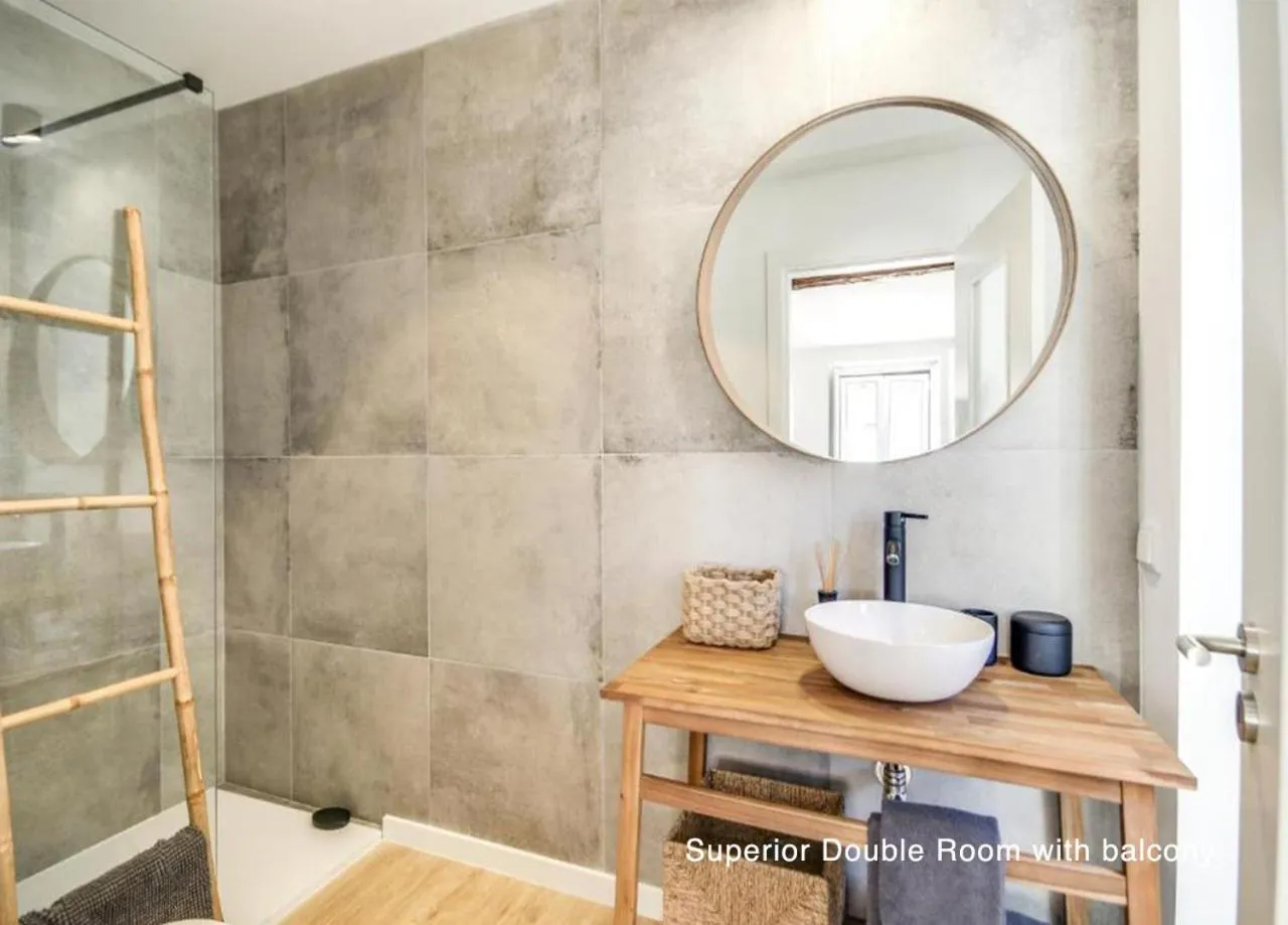 Bathroom in Bairro House Lisbon Charming Suites