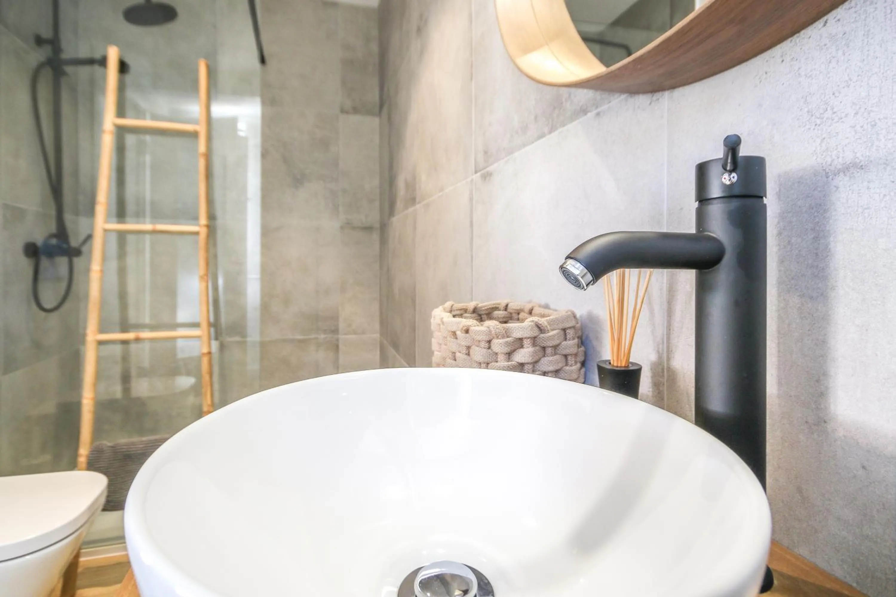 Bathroom in Bairro House Lisbon Charming Suites