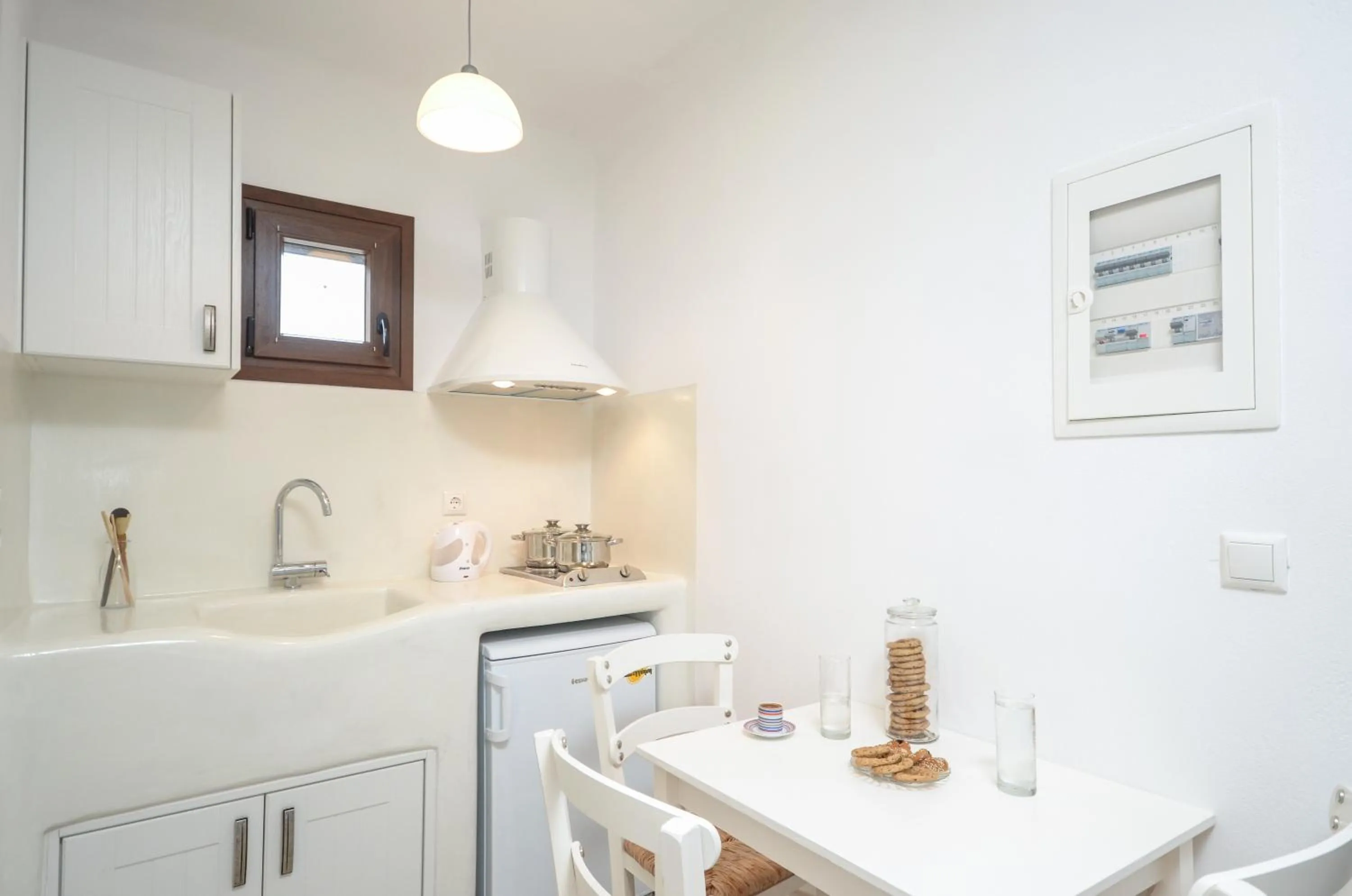 Kitchen or kitchenette in Villa Kastraki