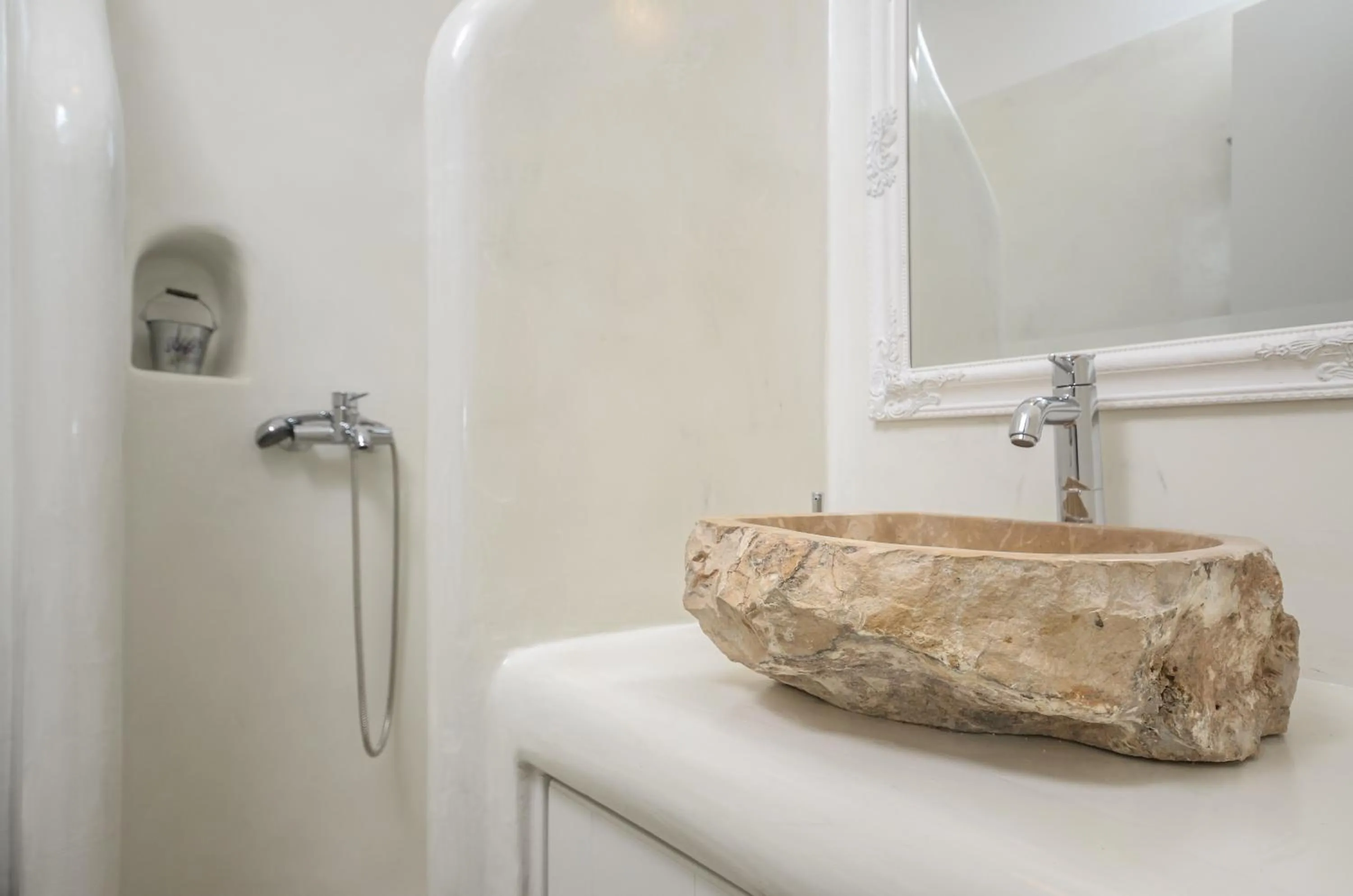 Shower in Villa Kastraki