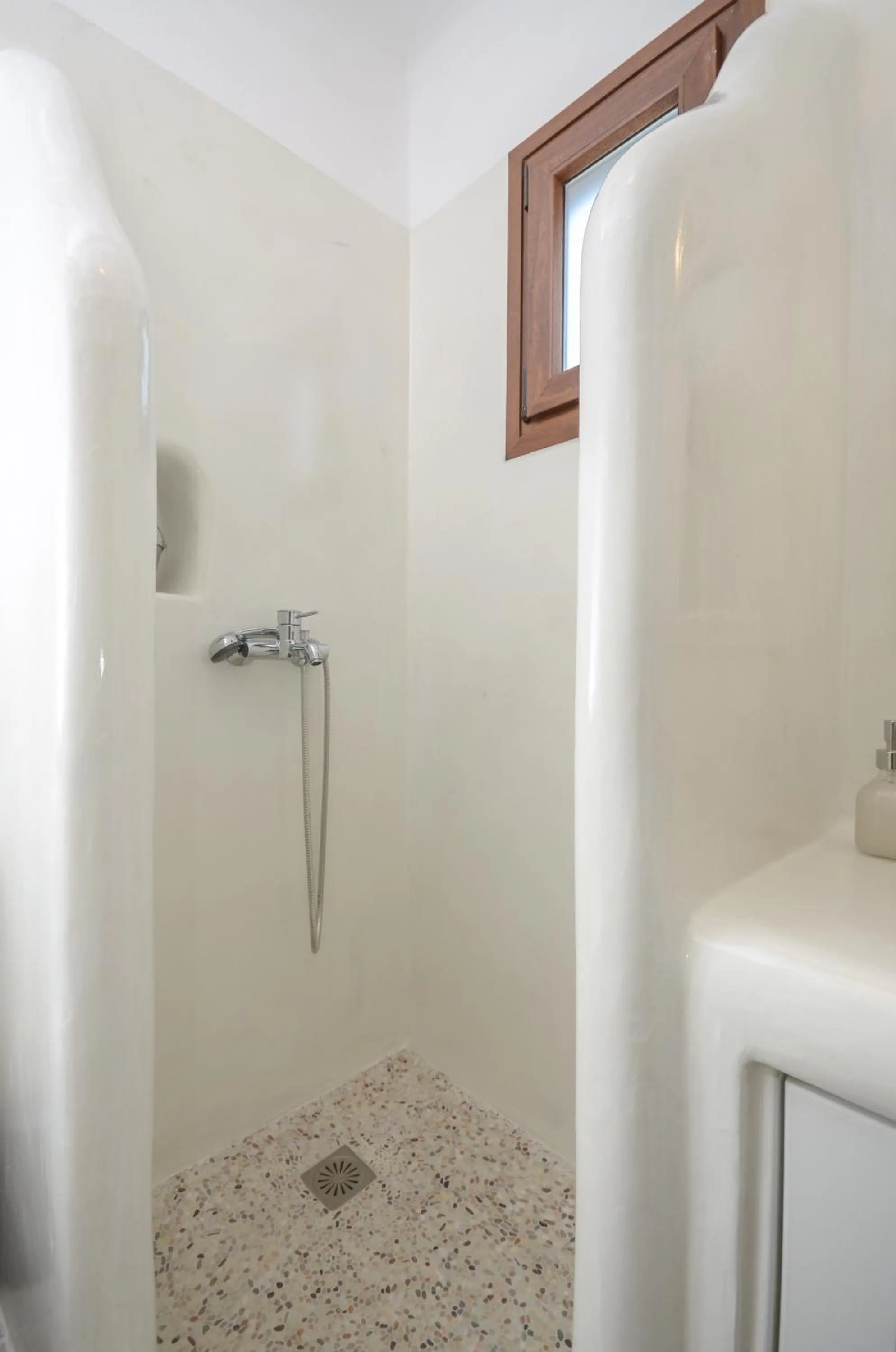 Photo of the whole room in Villa Kastraki