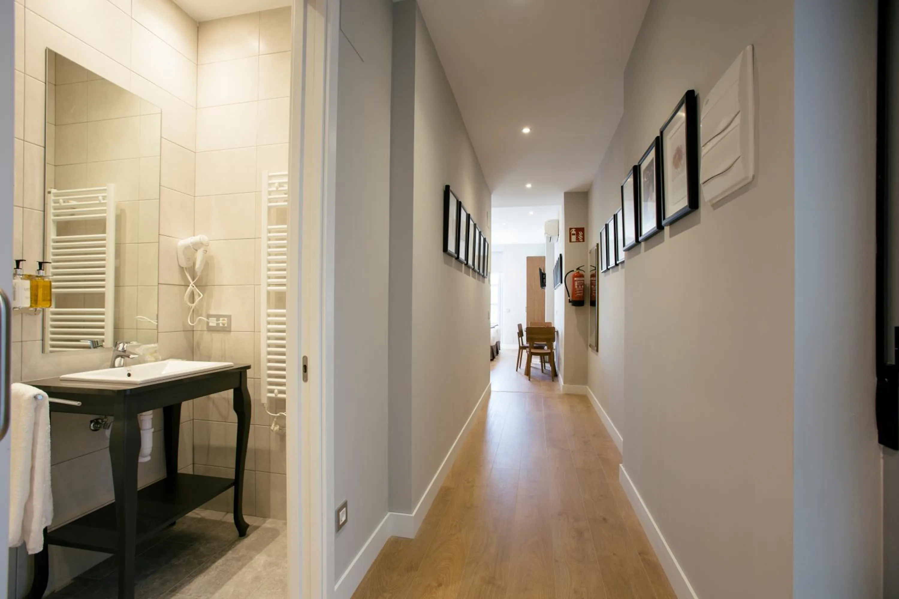 Decorative detail in Legazpi Doce Rooms & Suites