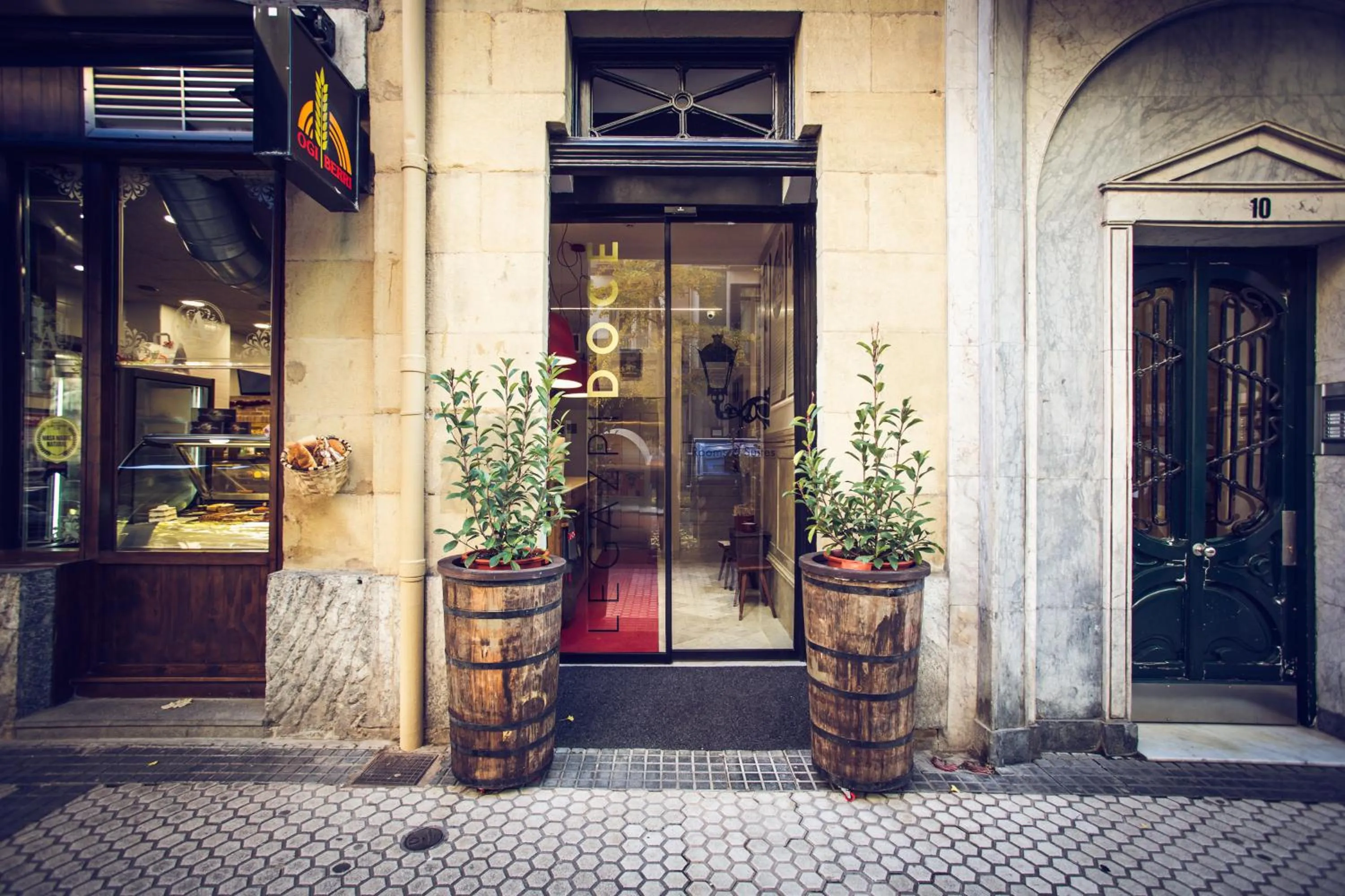 Facade/entrance in Legazpi Doce Rooms & Suites