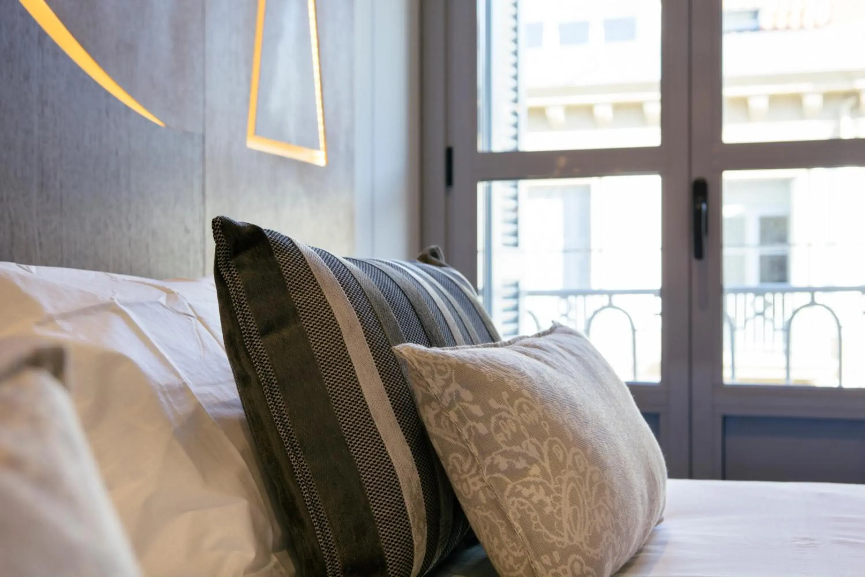 Double or Twin Room with Balcony in Legazpi Doce Rooms & Suites Double or Twin Room with Balcony in Legazpi Doce Rooms & Suites