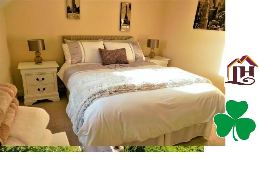 Bed in Leabrook House