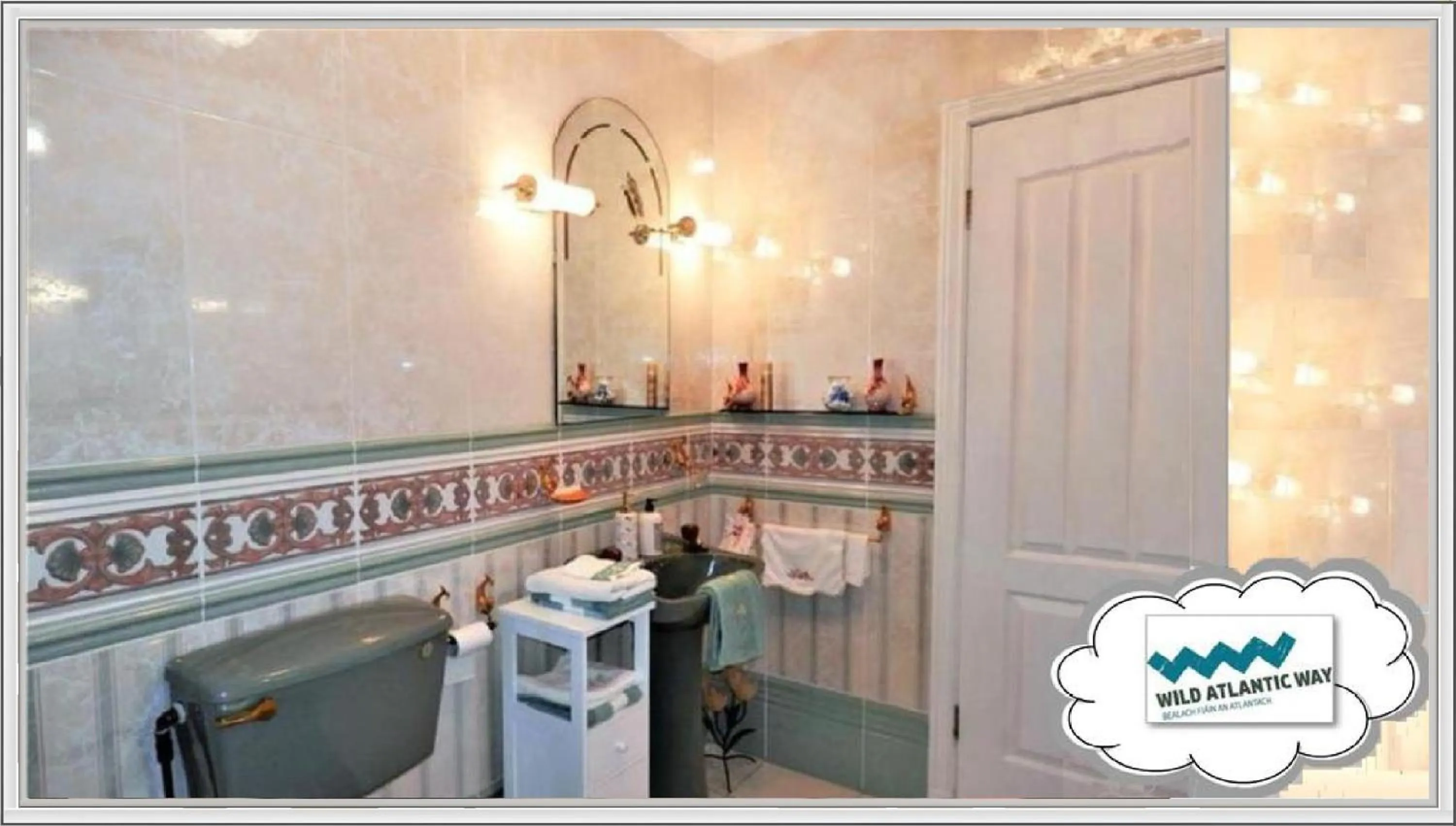 Bathroom in Leabrook House