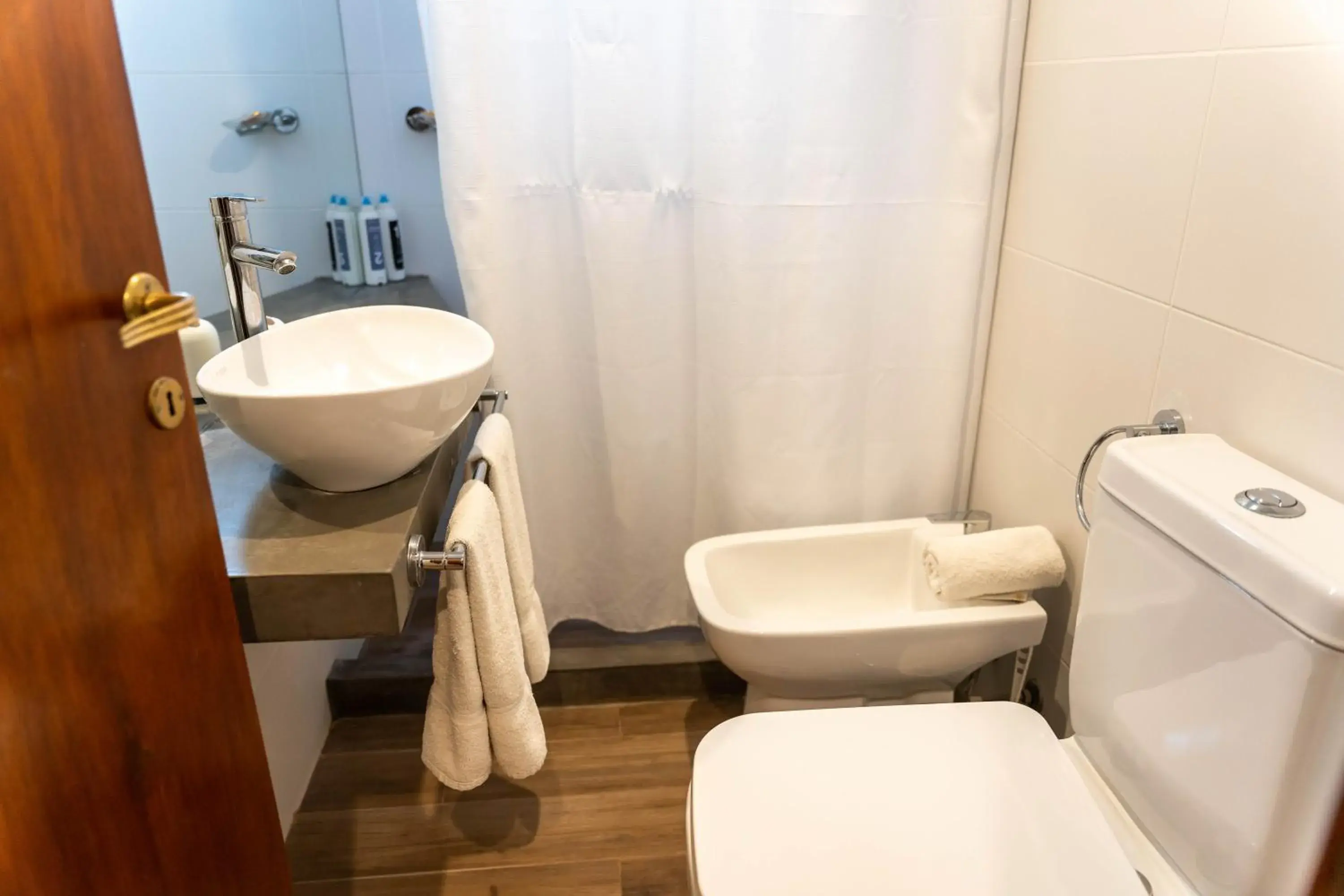 Bathroom in O2 Hotel Valeria del Mar Bathroom in O2 Hotel Valeria del Mar