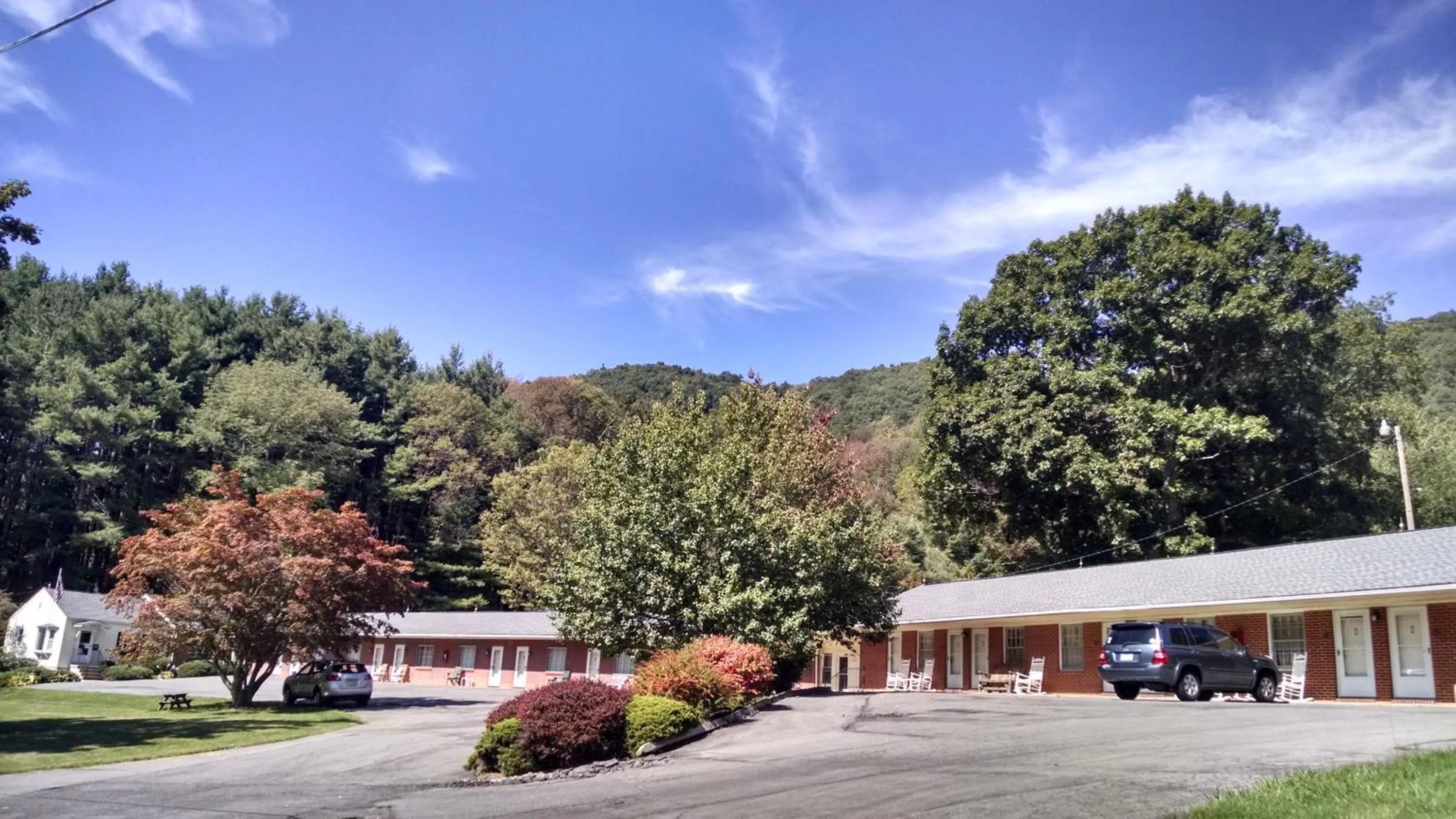 Facade/entrance in Roseloe Motel