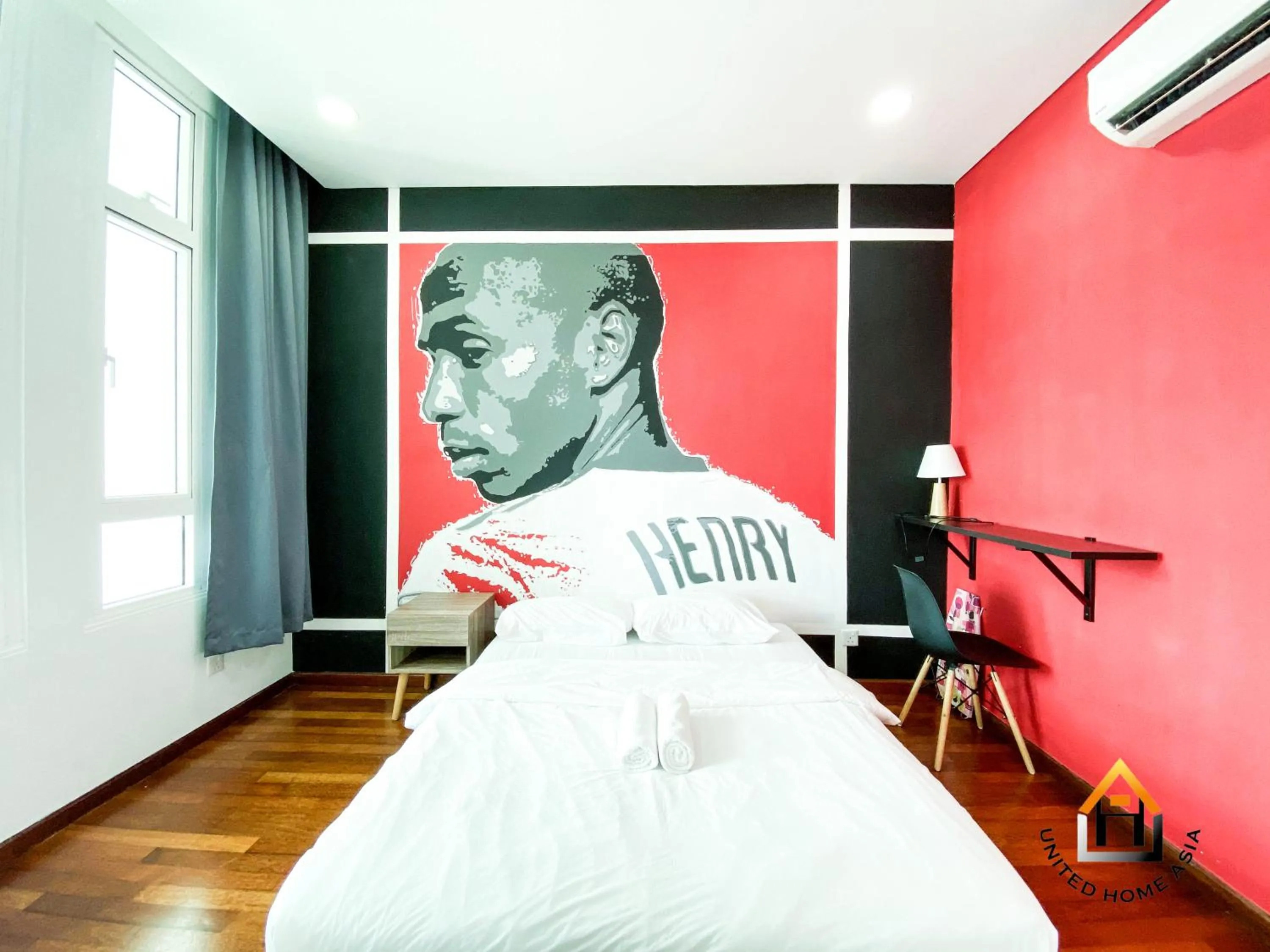 Bedroom, Bed in Holi 1Medini Themed Suites