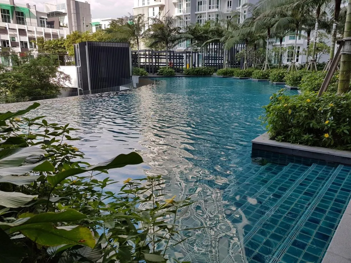Swimming pool in Holi 1Medini Themed Suites