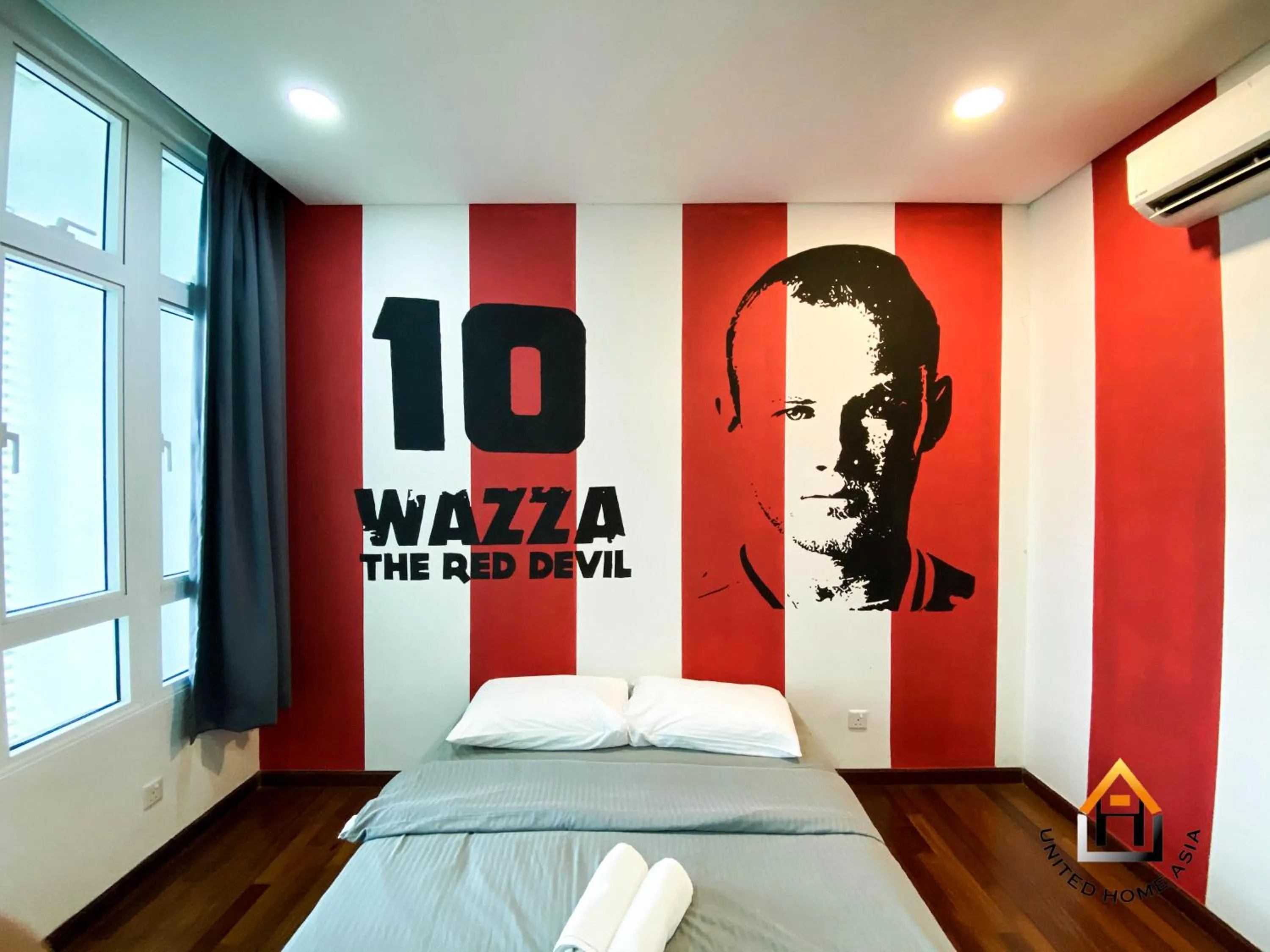 Bed in Holi 1Medini Themed Suites