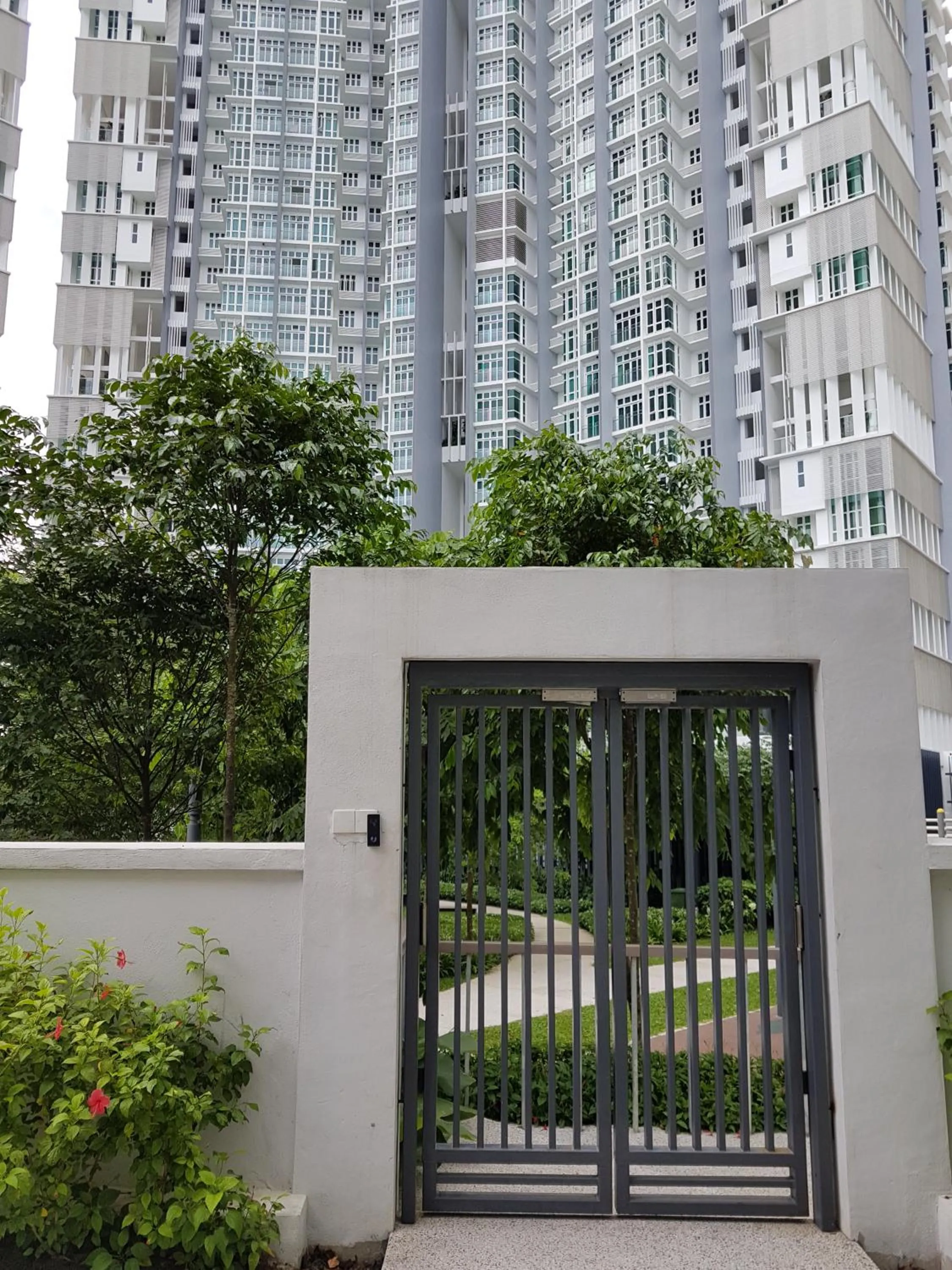 Other in Holi 1Medini Themed Suites