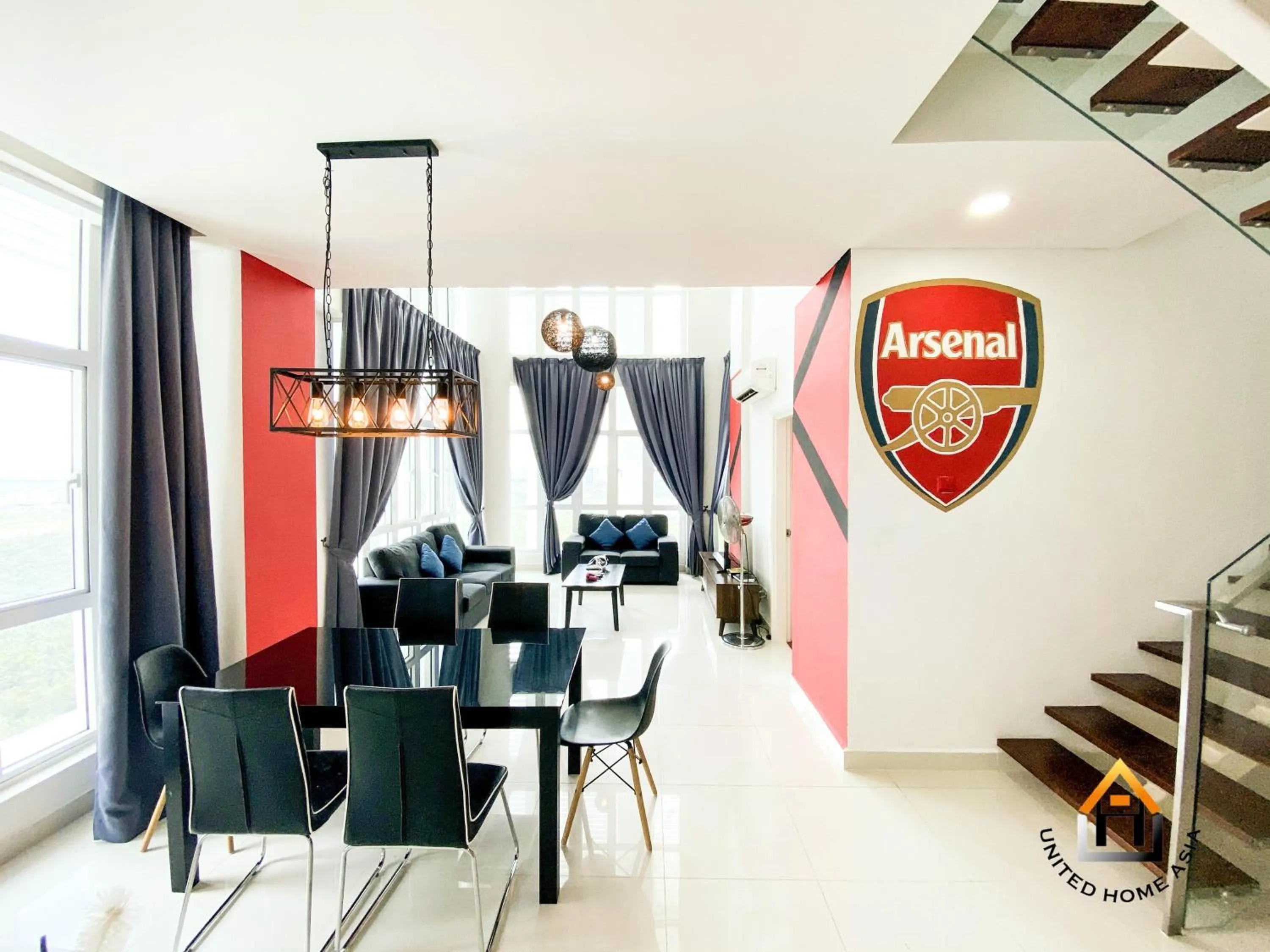 Dining area in Holi 1Medini Themed Suites