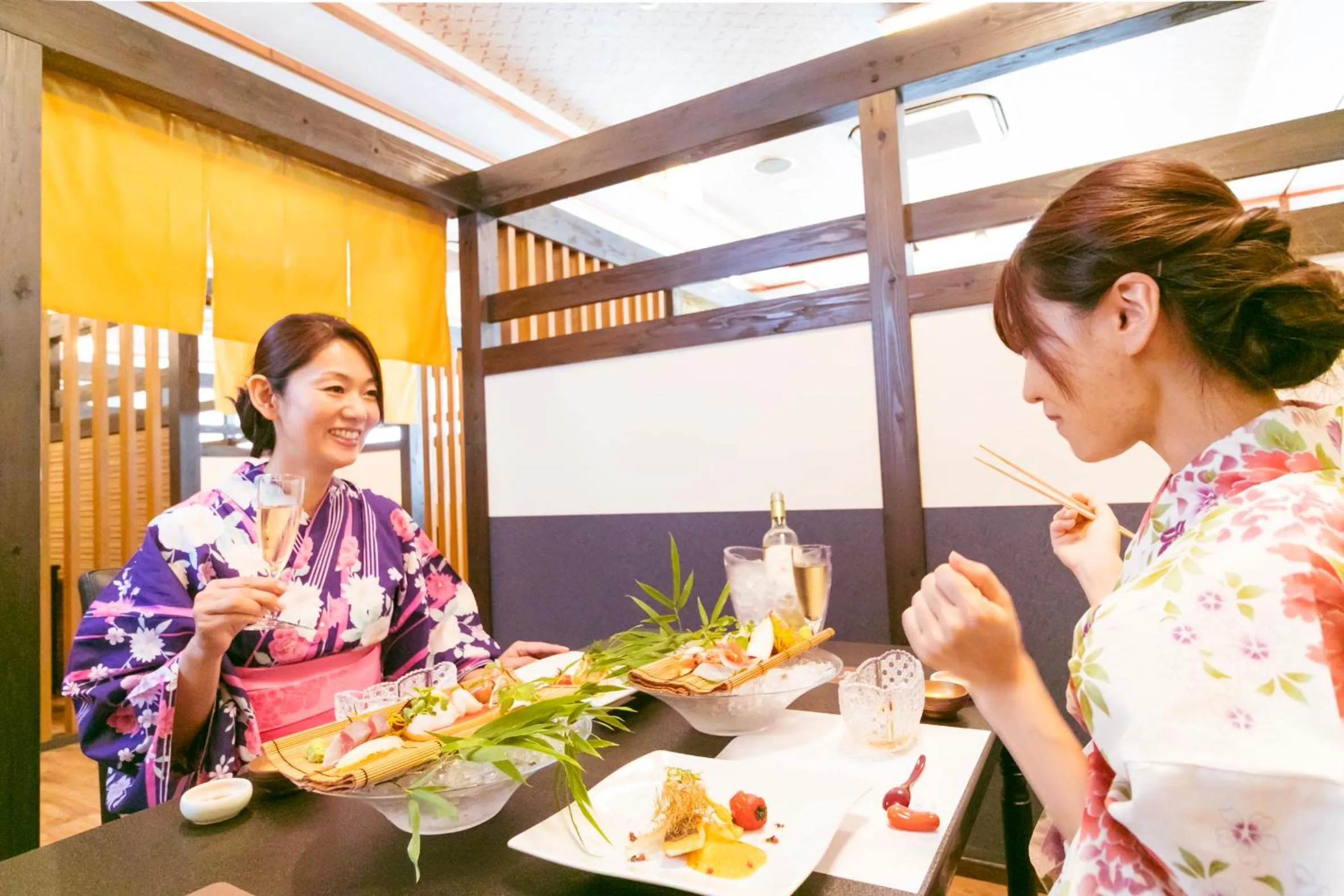 Dining area in Ureshino Motoyu