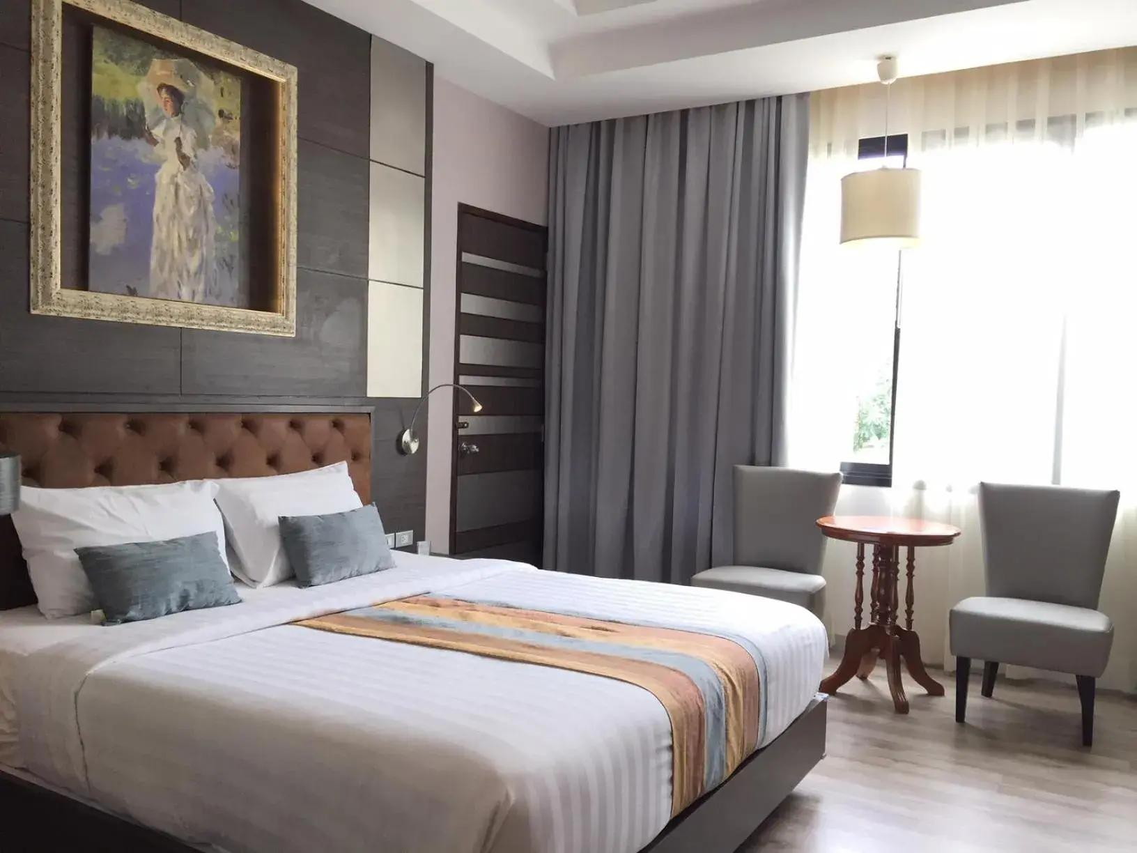 Bed in Gallery Design - SHA Extra Plus Bed in Gallery Design - SHA Extra Plus