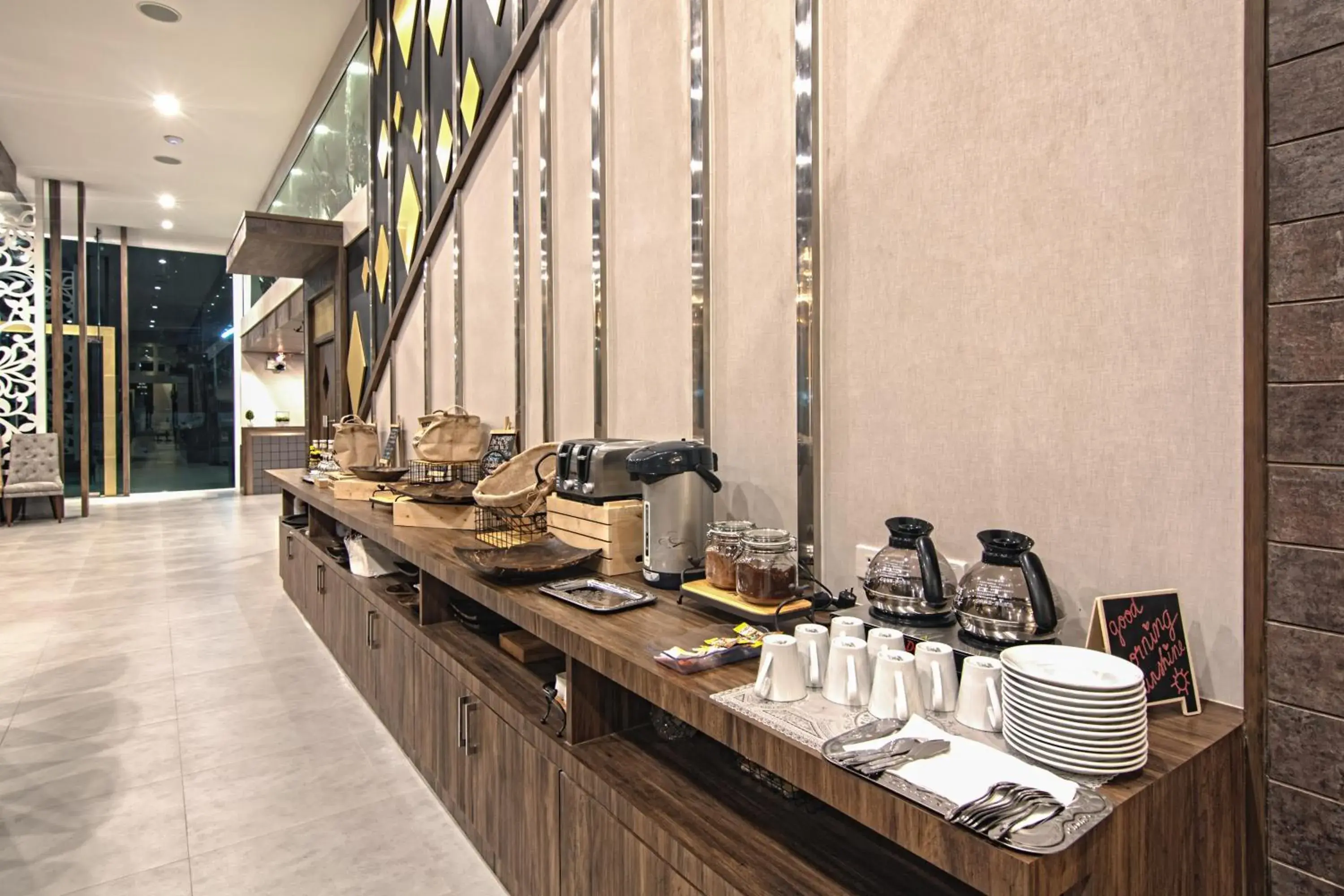 Restaurant/places to eat in Gallery Design - SHA Extra Plus Restaurant/places to eat in Gallery Design - SHA Extra Plus