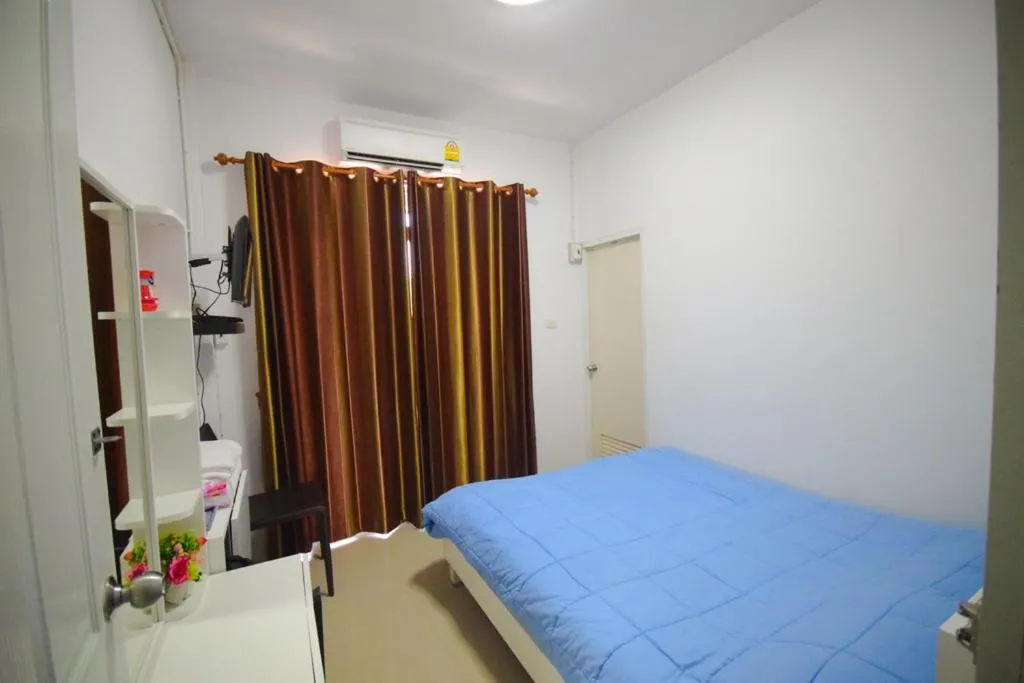 JC Guesthouse @ Suratthani Airport