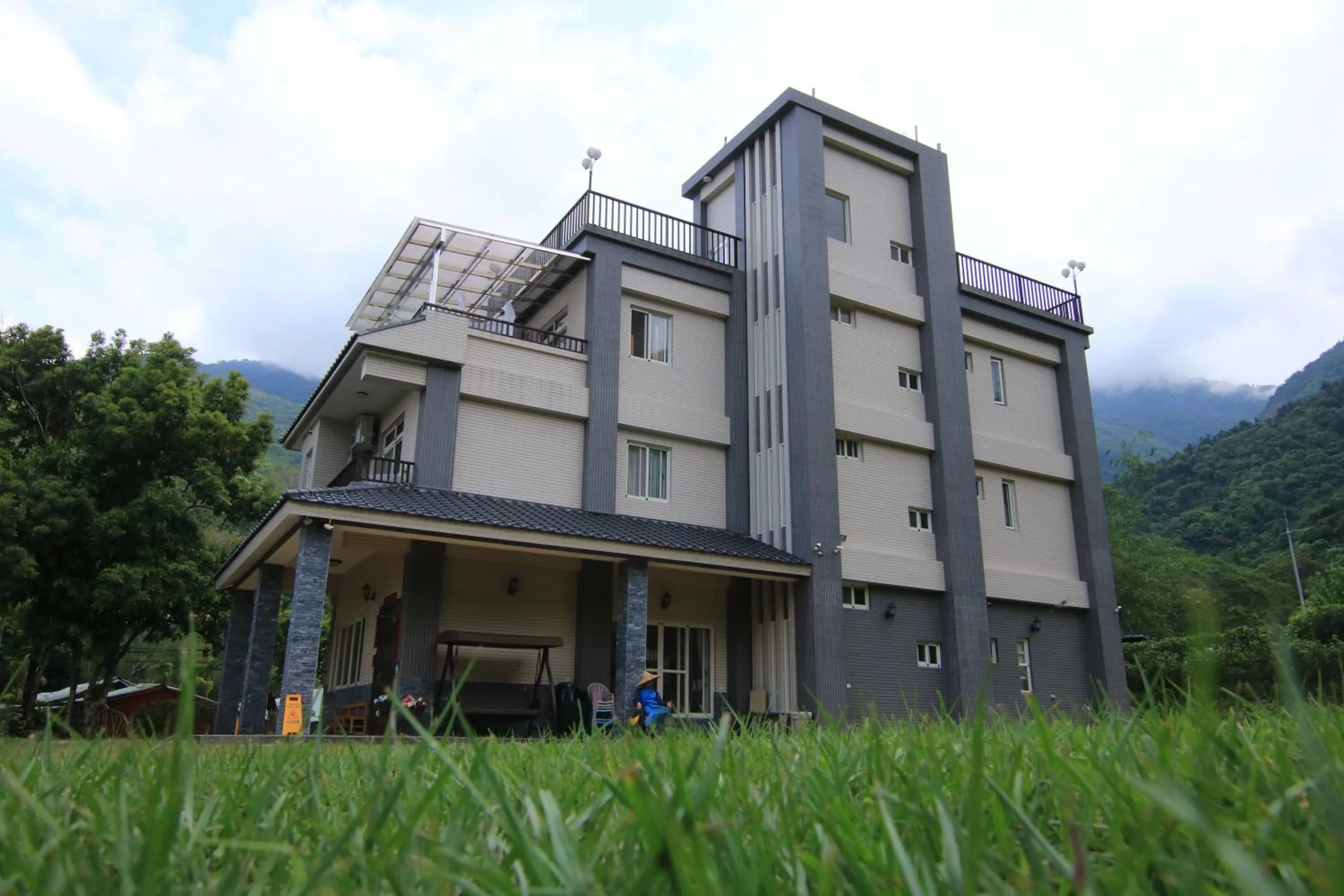 Fully B&B