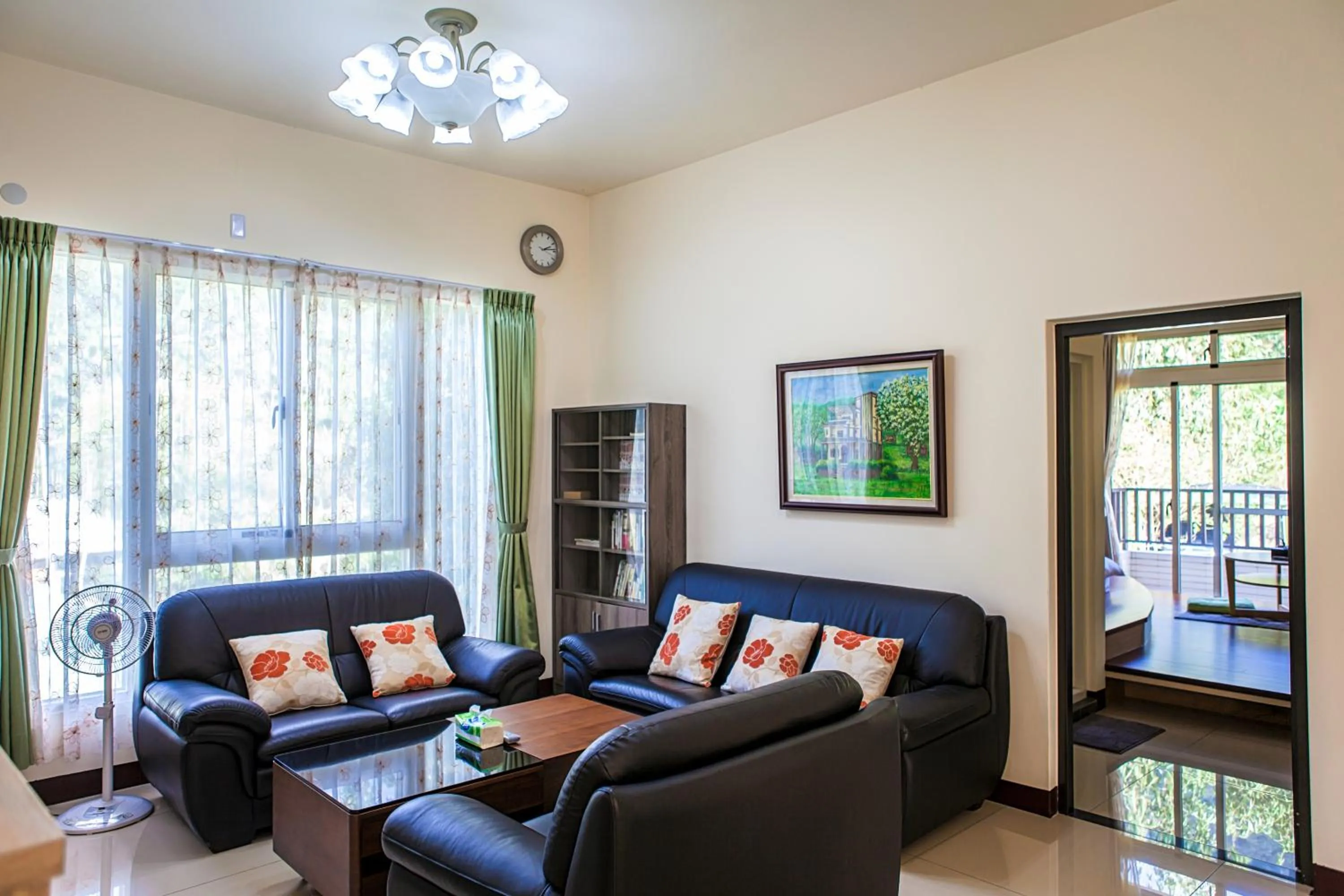 Living room in Fully B&B