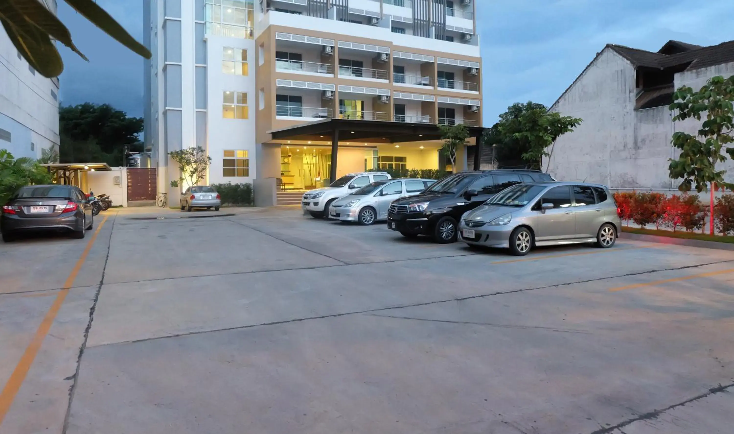 Property building in Wisdom Residence Property building in Wisdom Residence