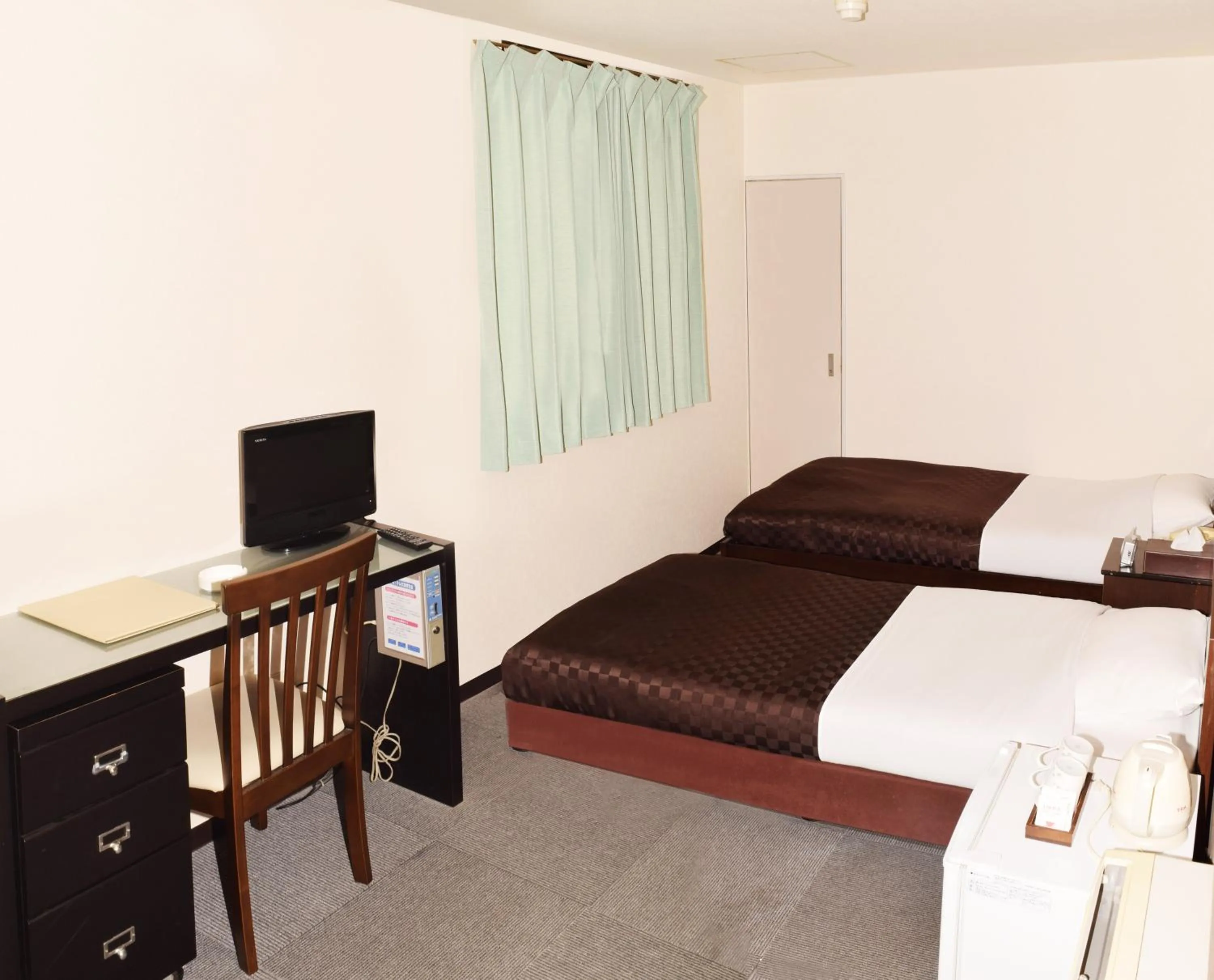 Standard Twin Room - single occupancy - Non-Smoking in Sakura Hotel Oami
