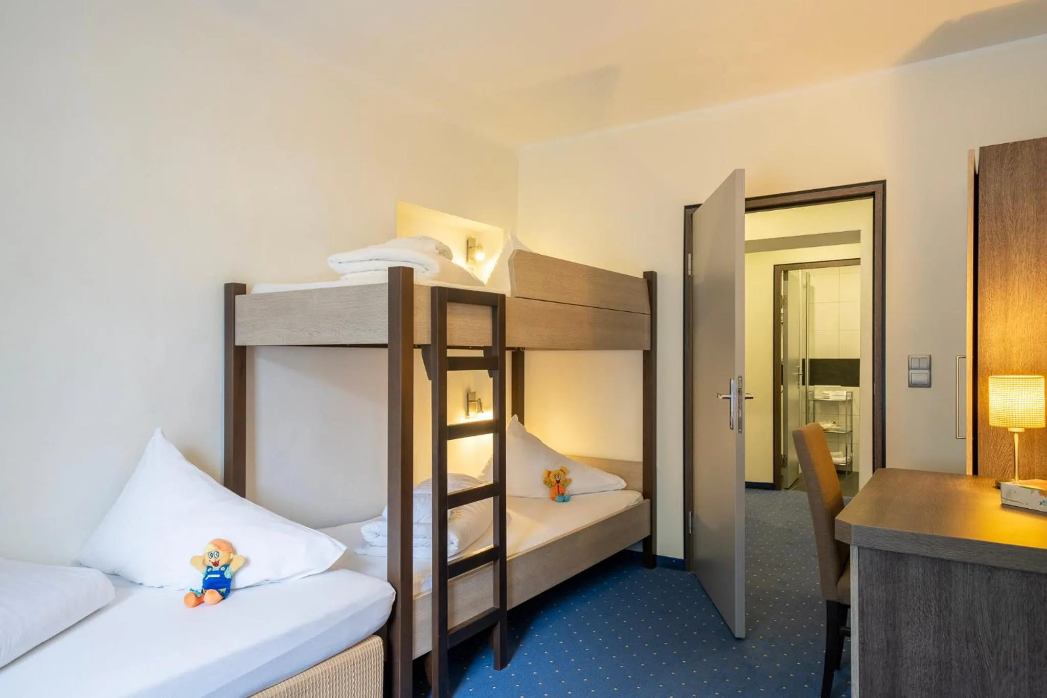 Bed in Familienhotel Post