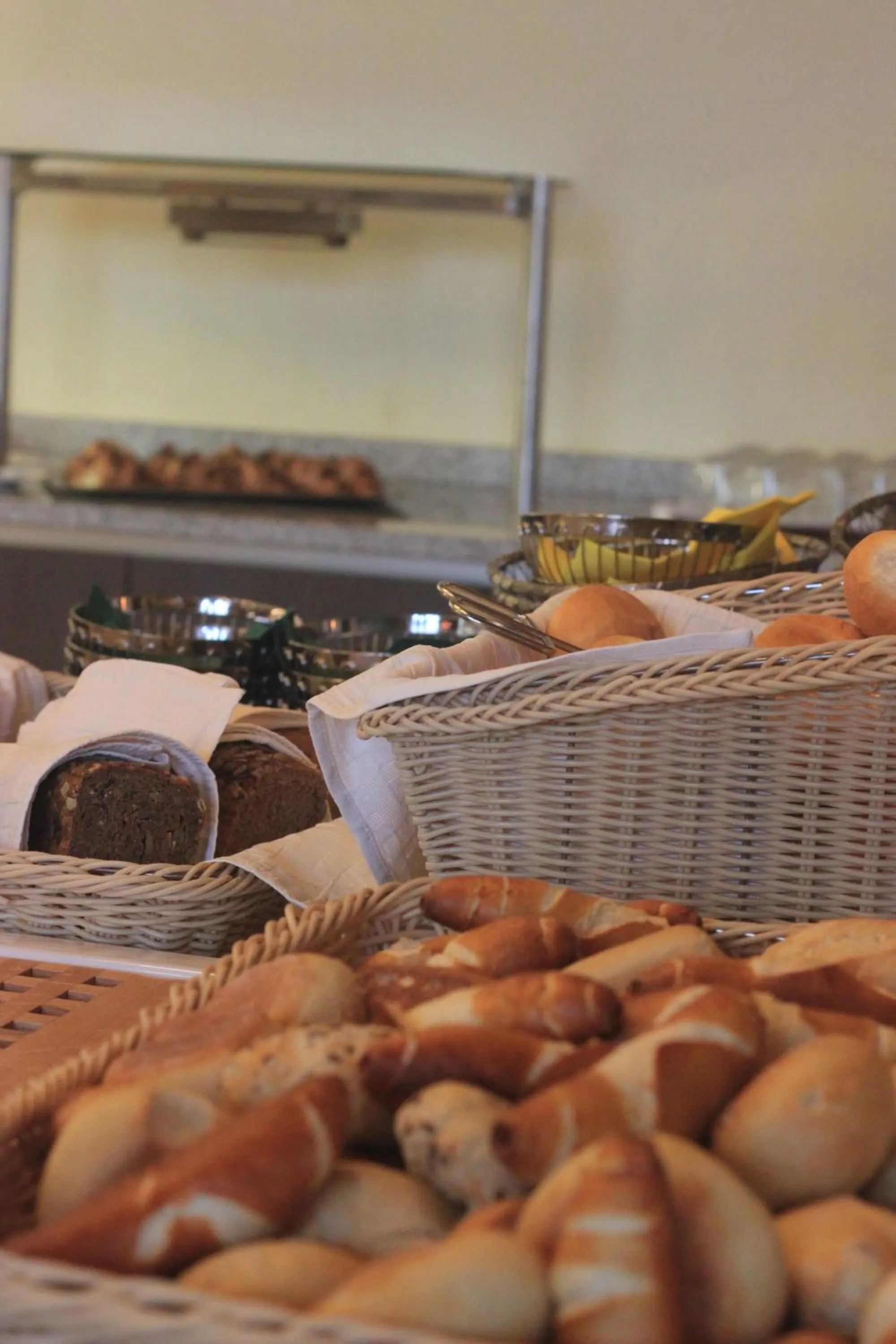 Buffet breakfast in Familienhotel Post