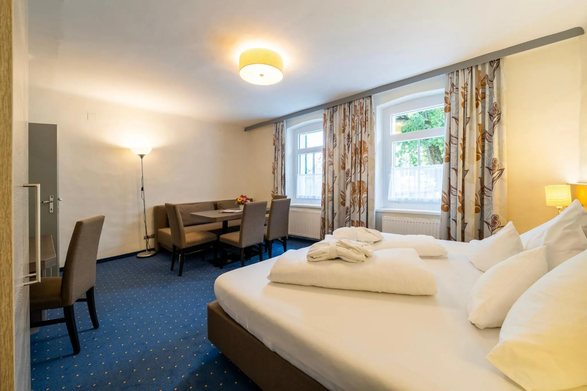 Bed in Familienhotel Post