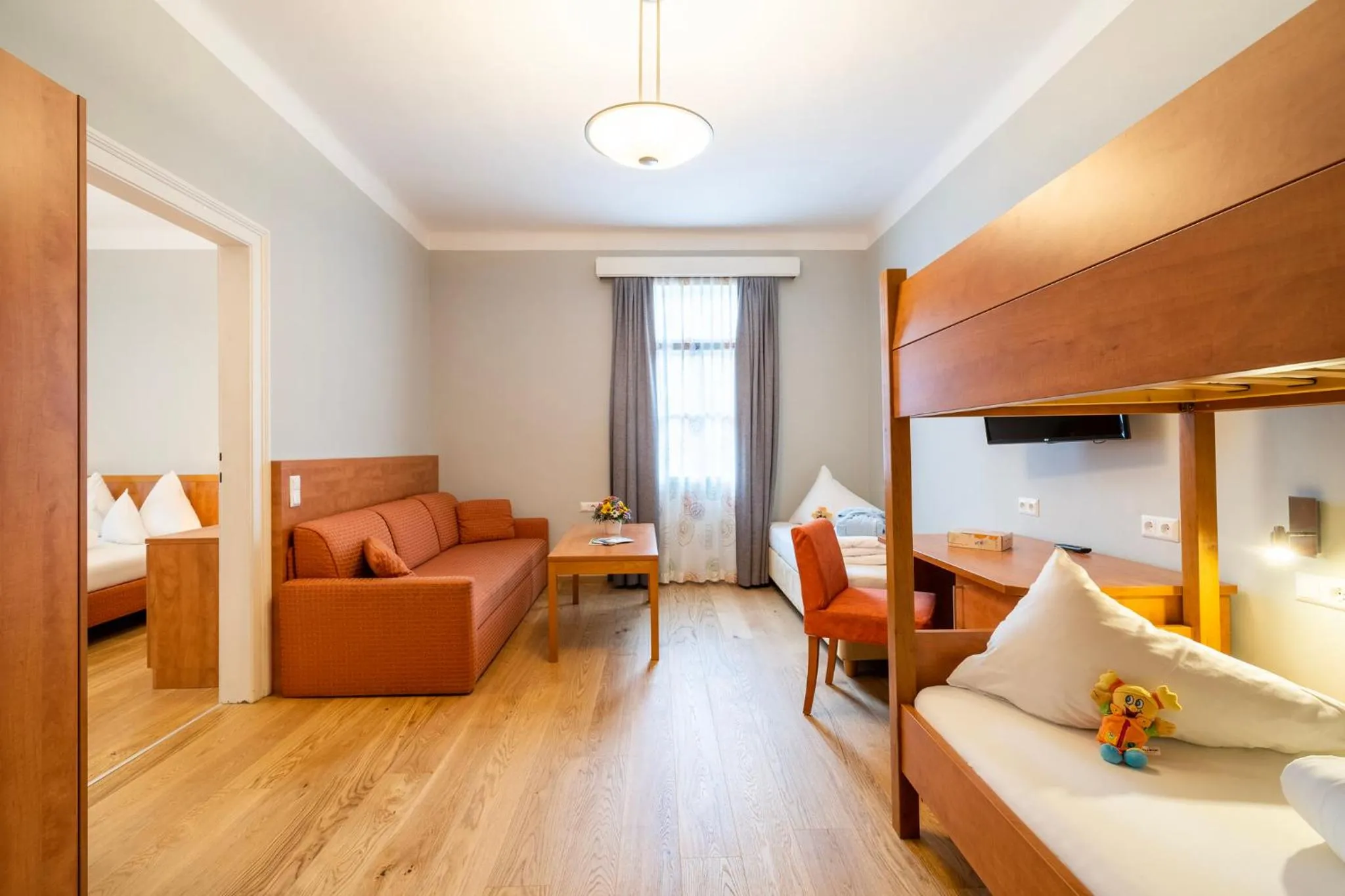 Bed in Familienhotel Post