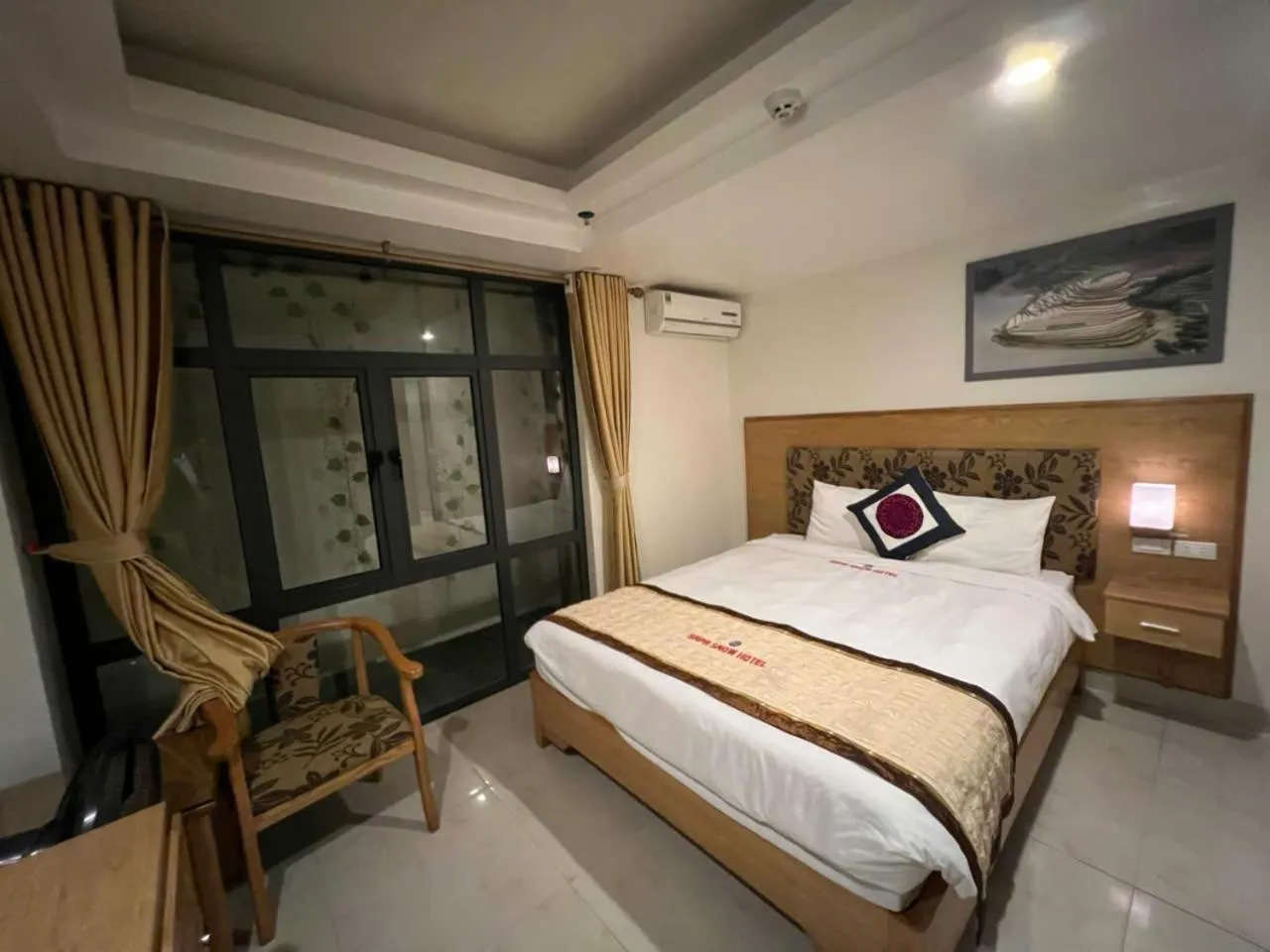 Bed in Sapa Snow Hotel