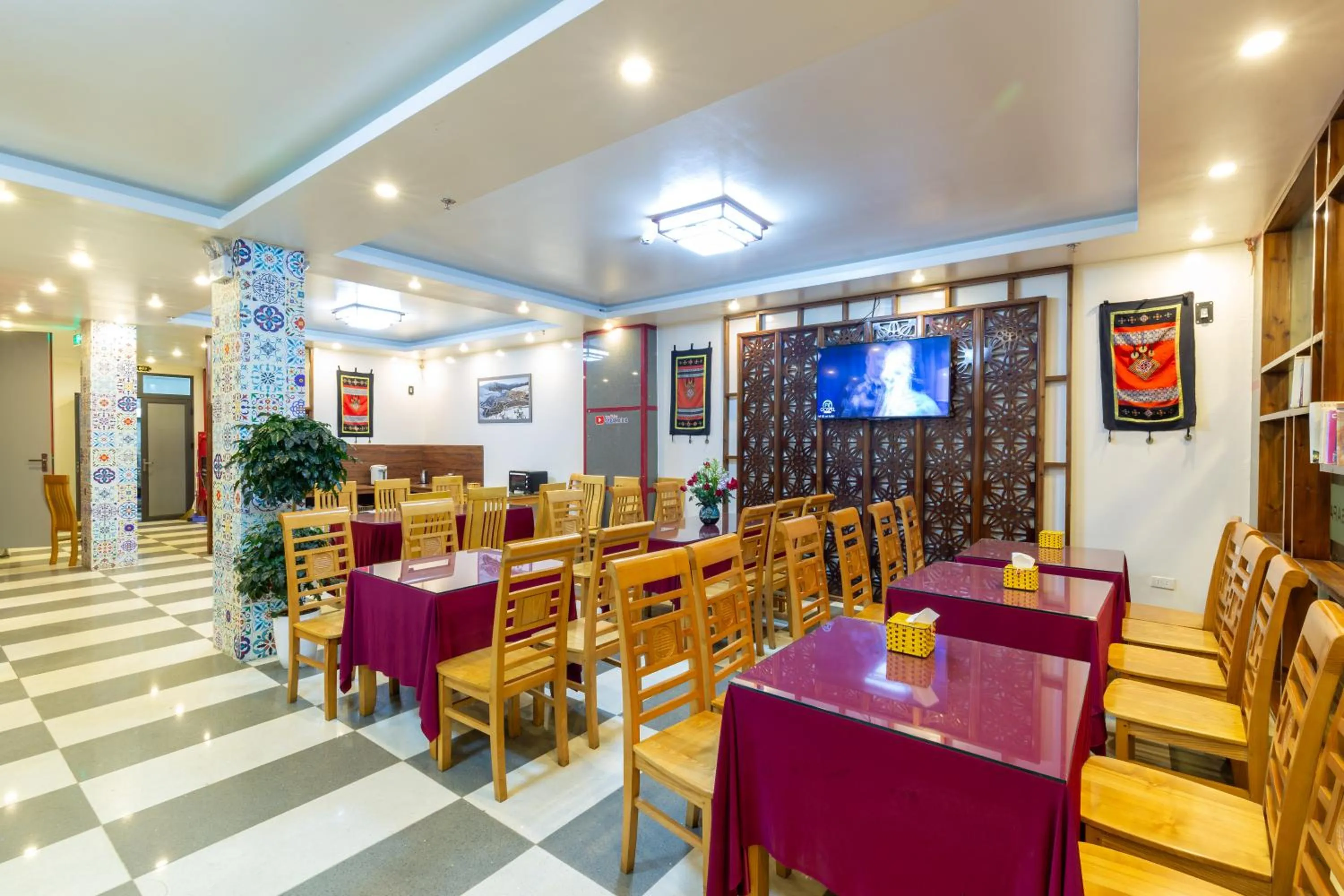 Restaurant/places to eat in Sapa Snow Hotel
