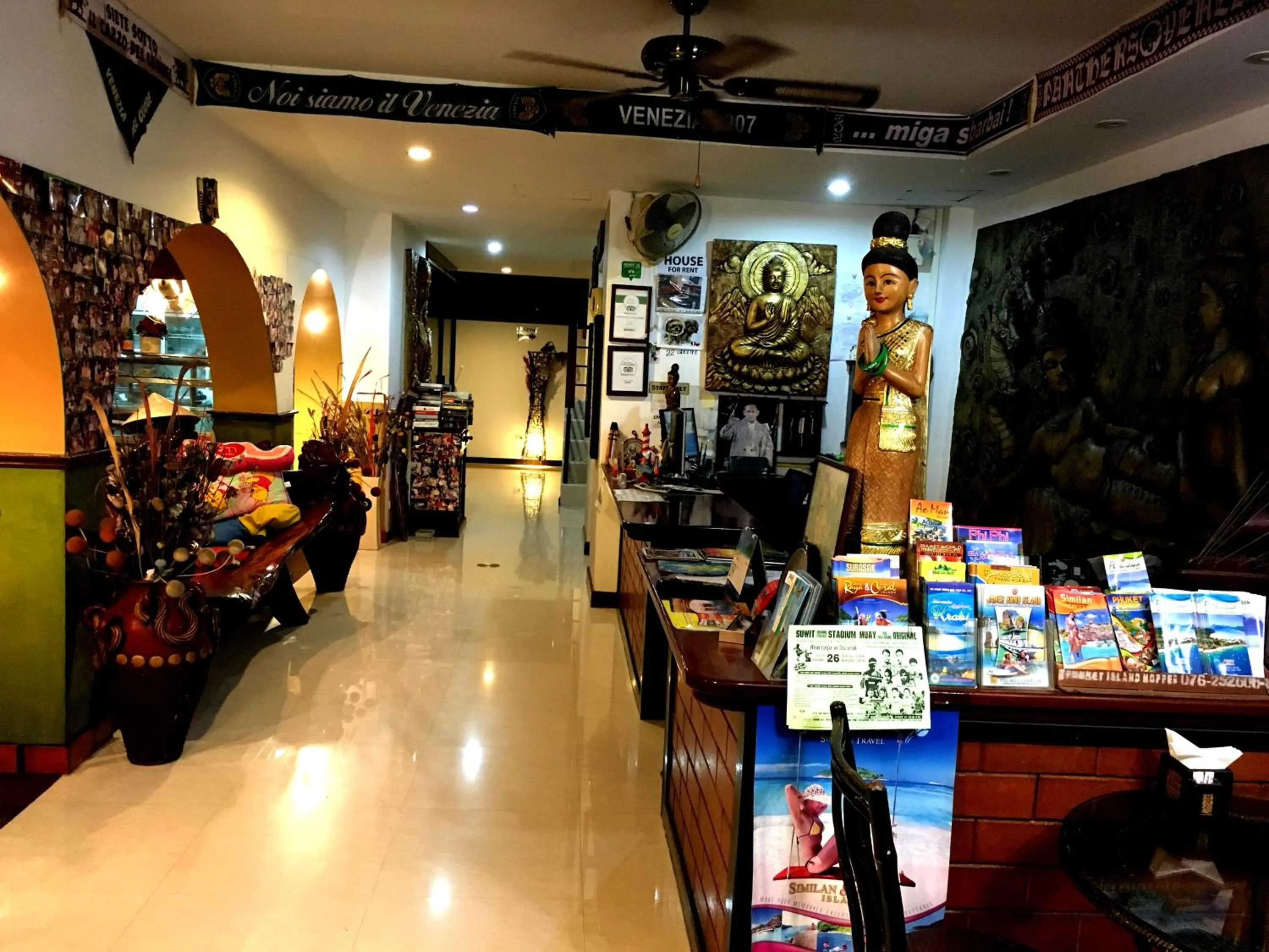 Facade/entrance in Casa E Mare