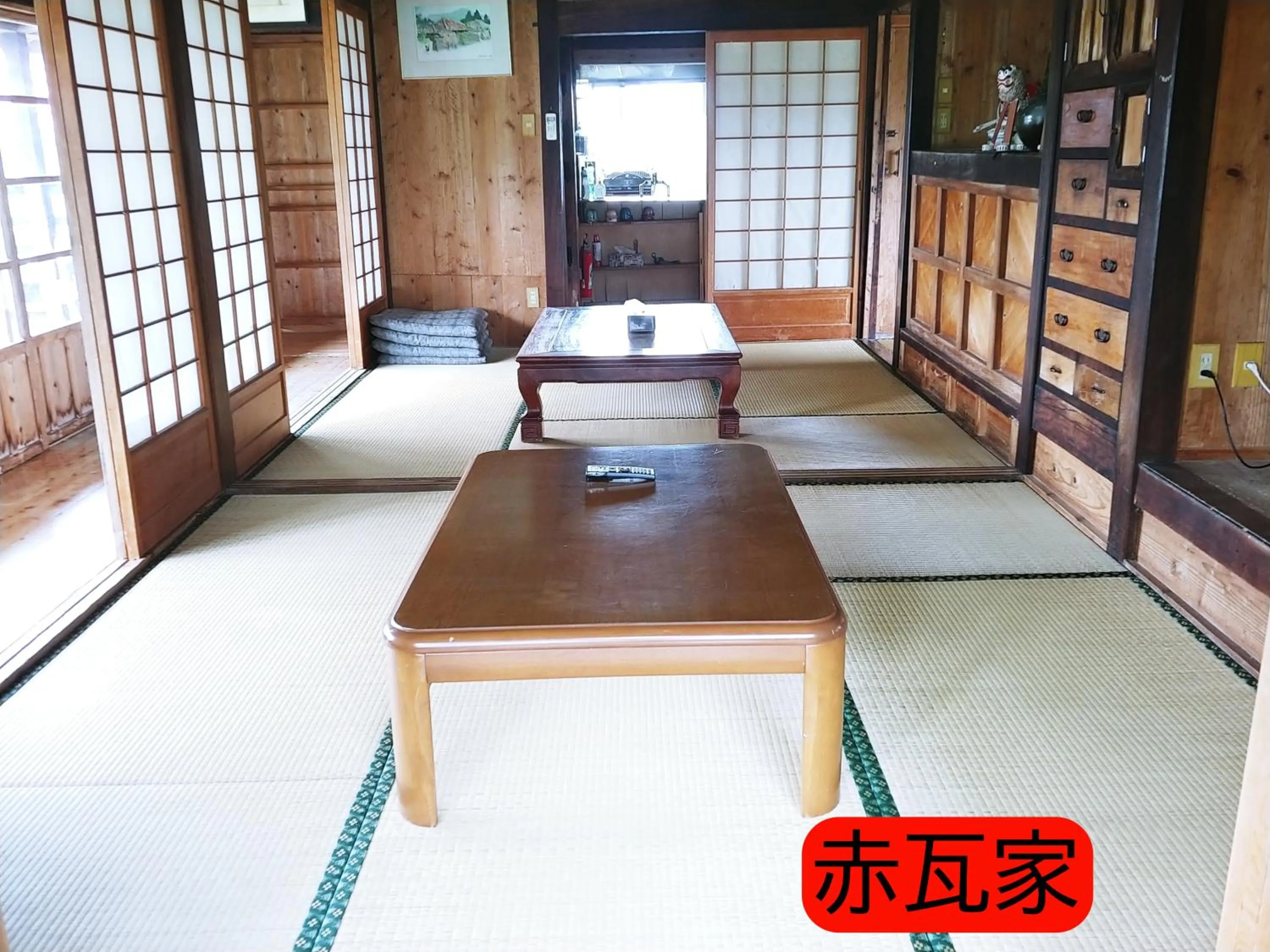 Photo of the whole room in Cottage Canac