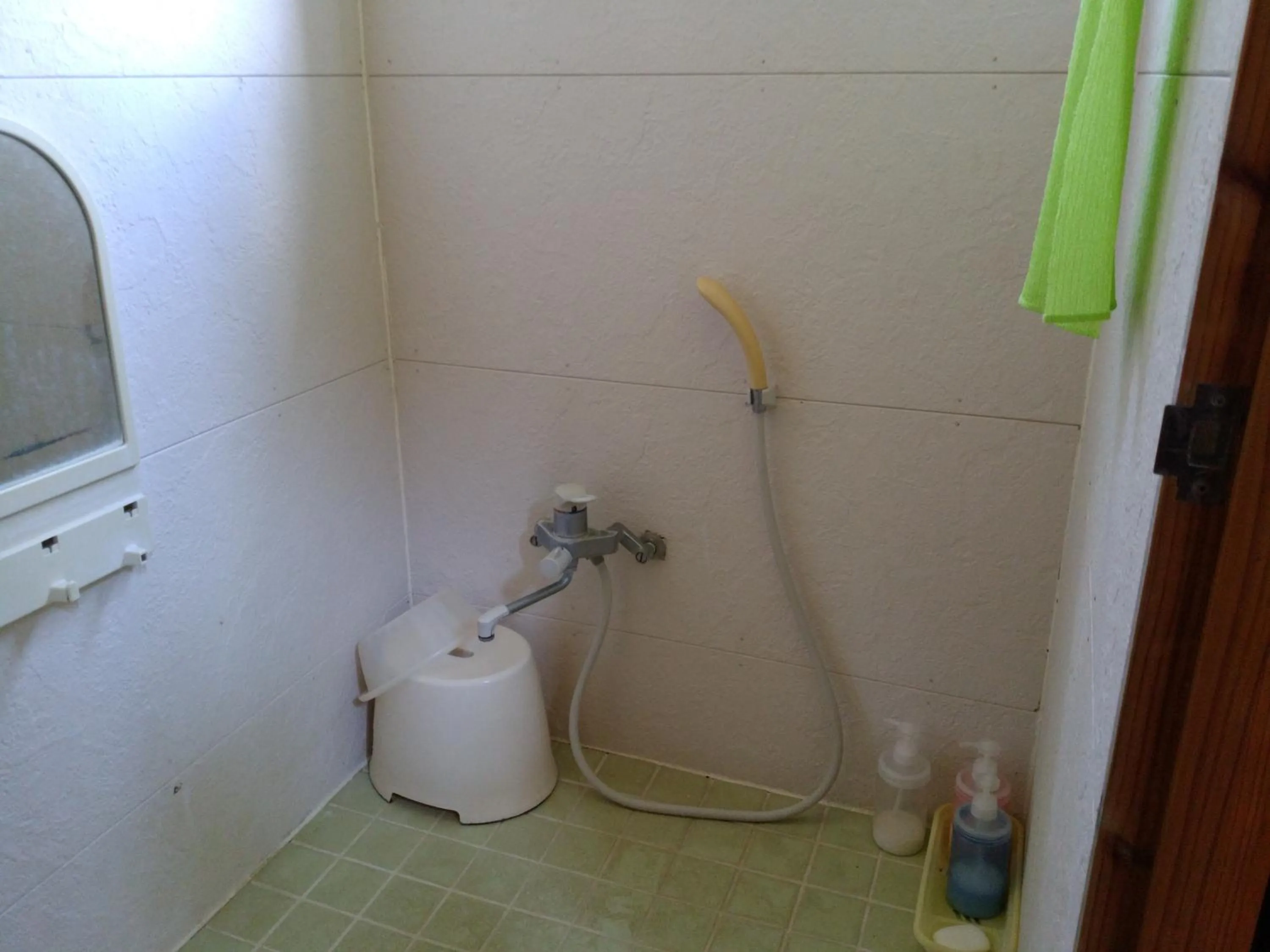 Shower in Cottage Canac