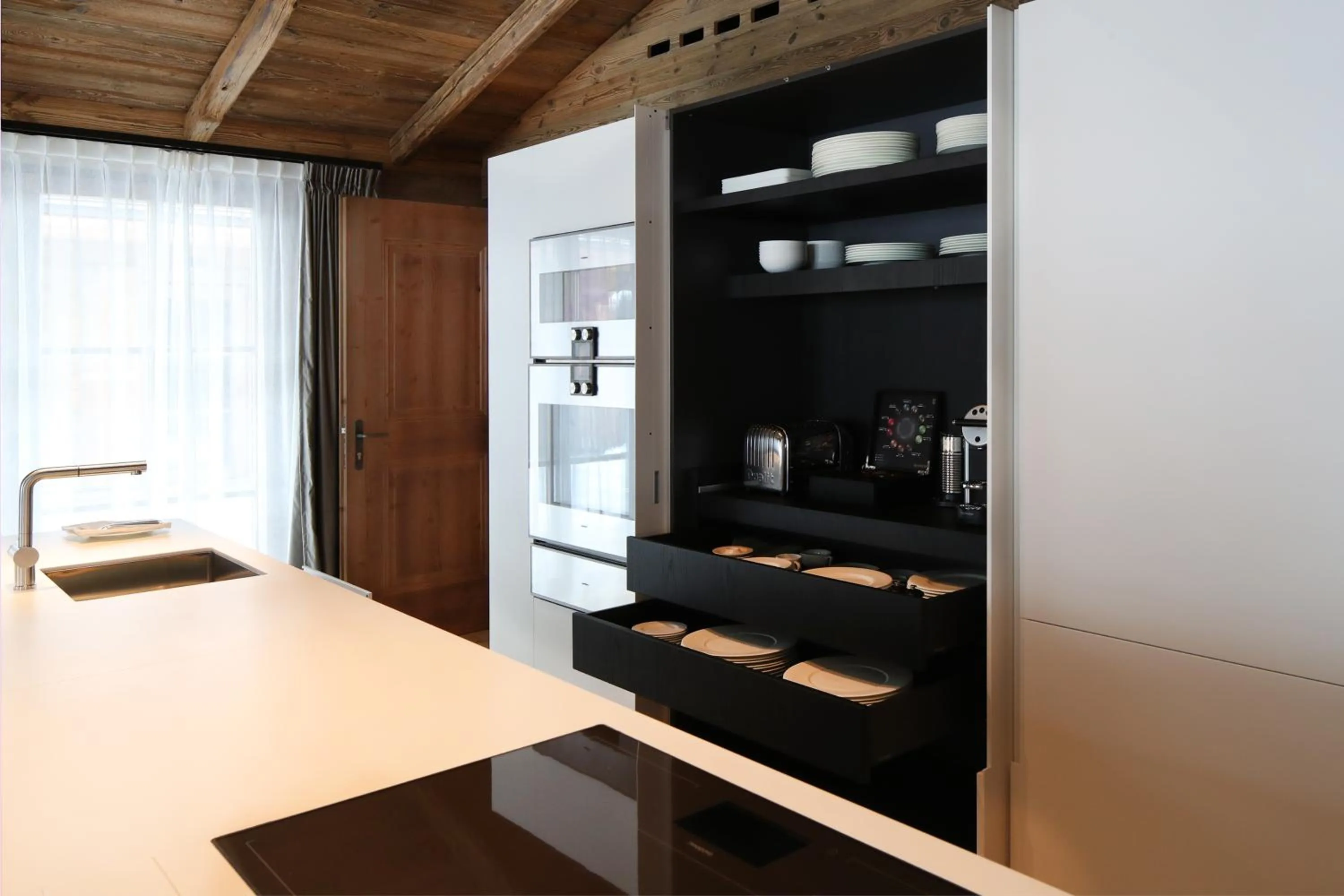 Kitchen or kitchenette in SEVERIN*S – The Alpine Retreat