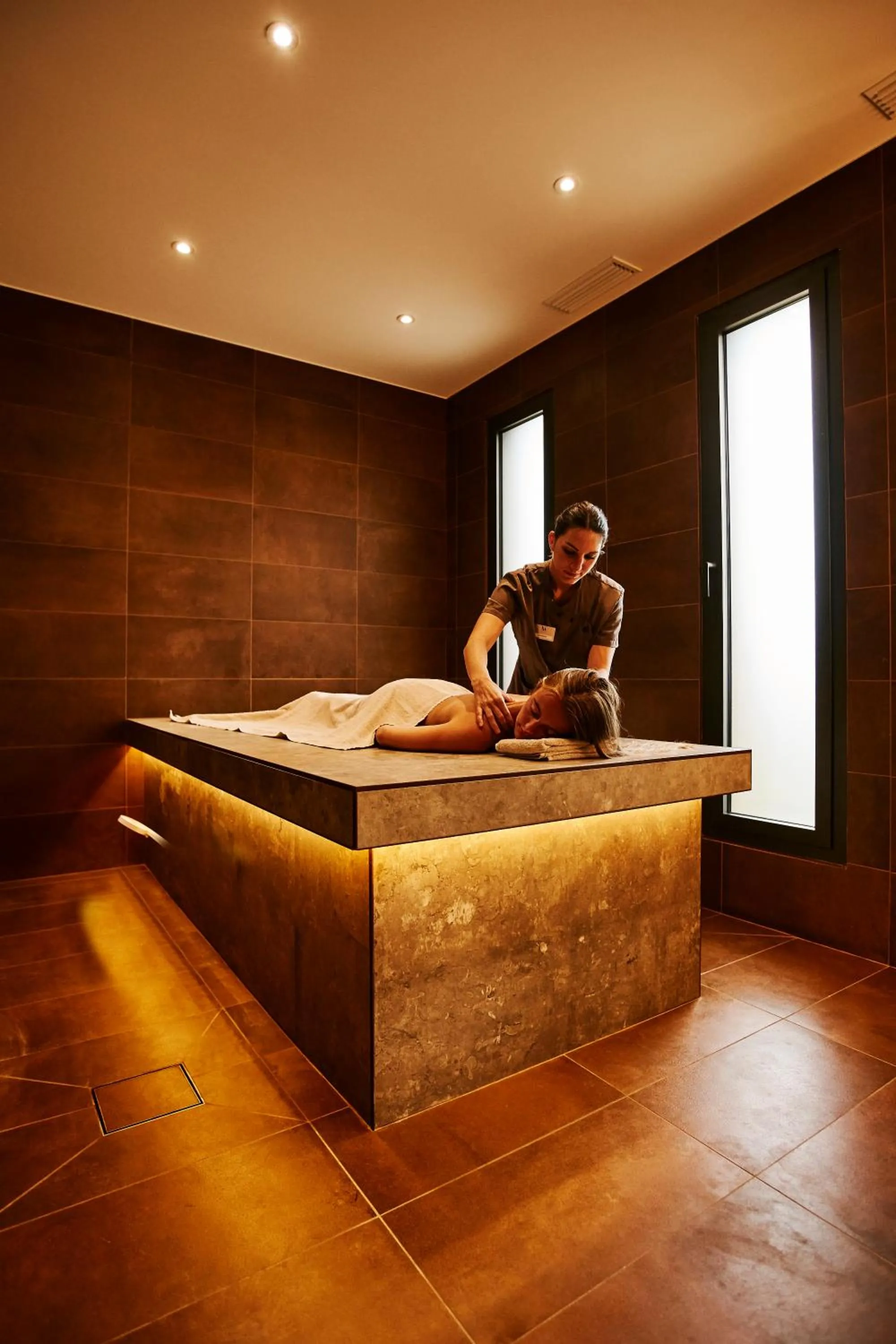 Spa and wellness centre/facilities in Hôtel & Spa Version Maquis Citadelle