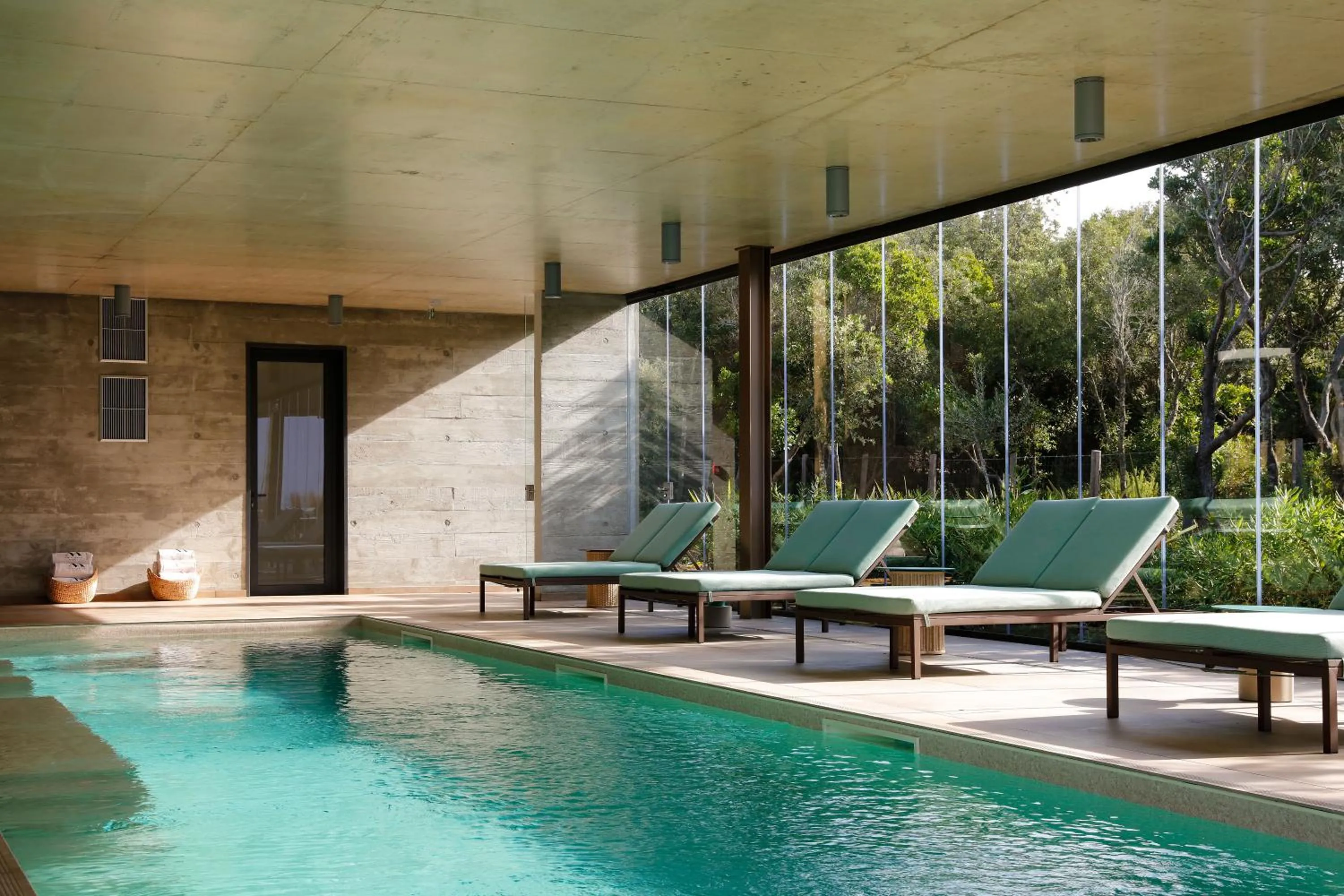 Spa and wellness centre/facilities in Hôtel & Spa Version Maquis Citadelle