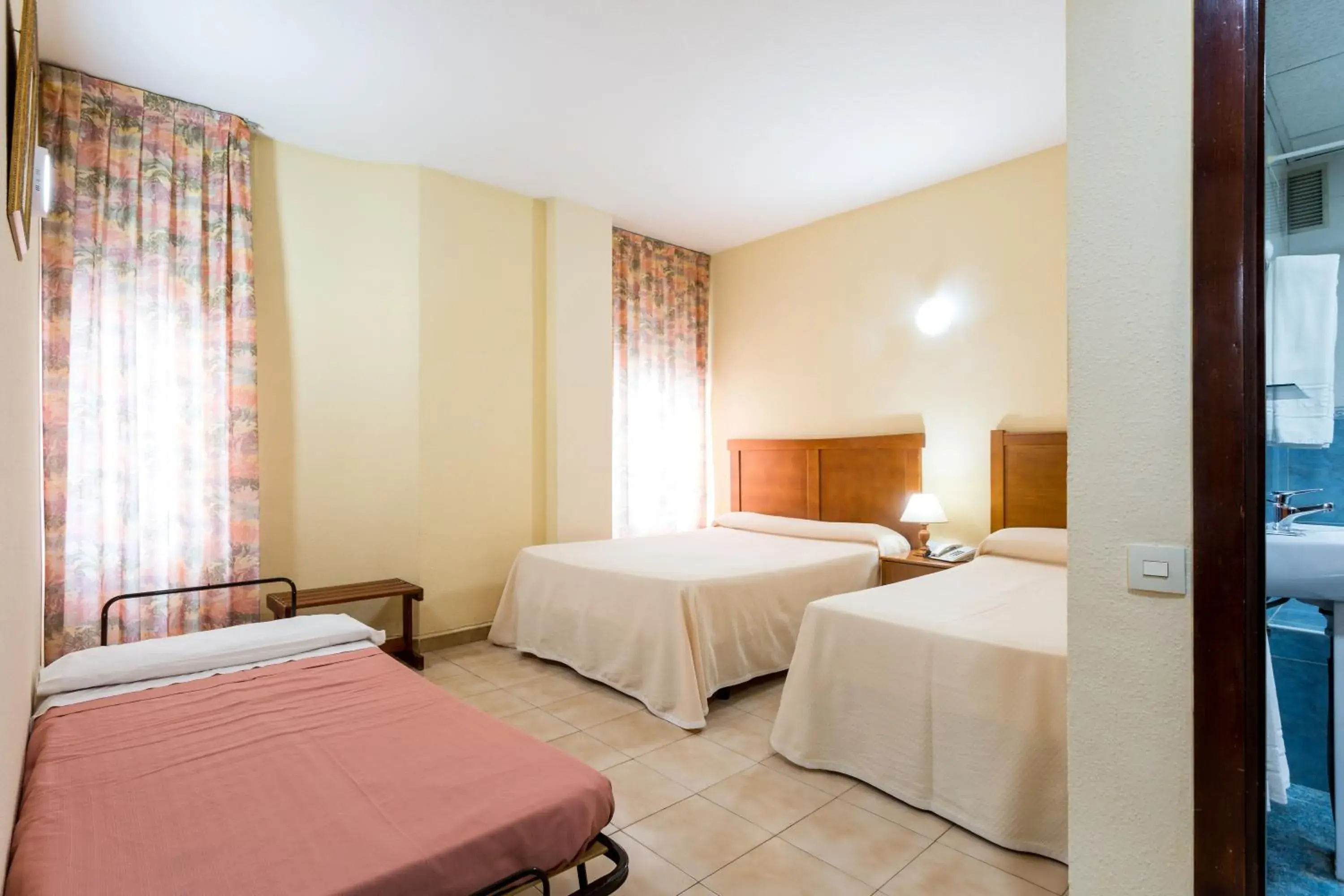 Family Room (2 Adults + 2 Children) in Apartamentos Resitur Family Room (2 Adults + 2 Children) in Apartamentos Resitur